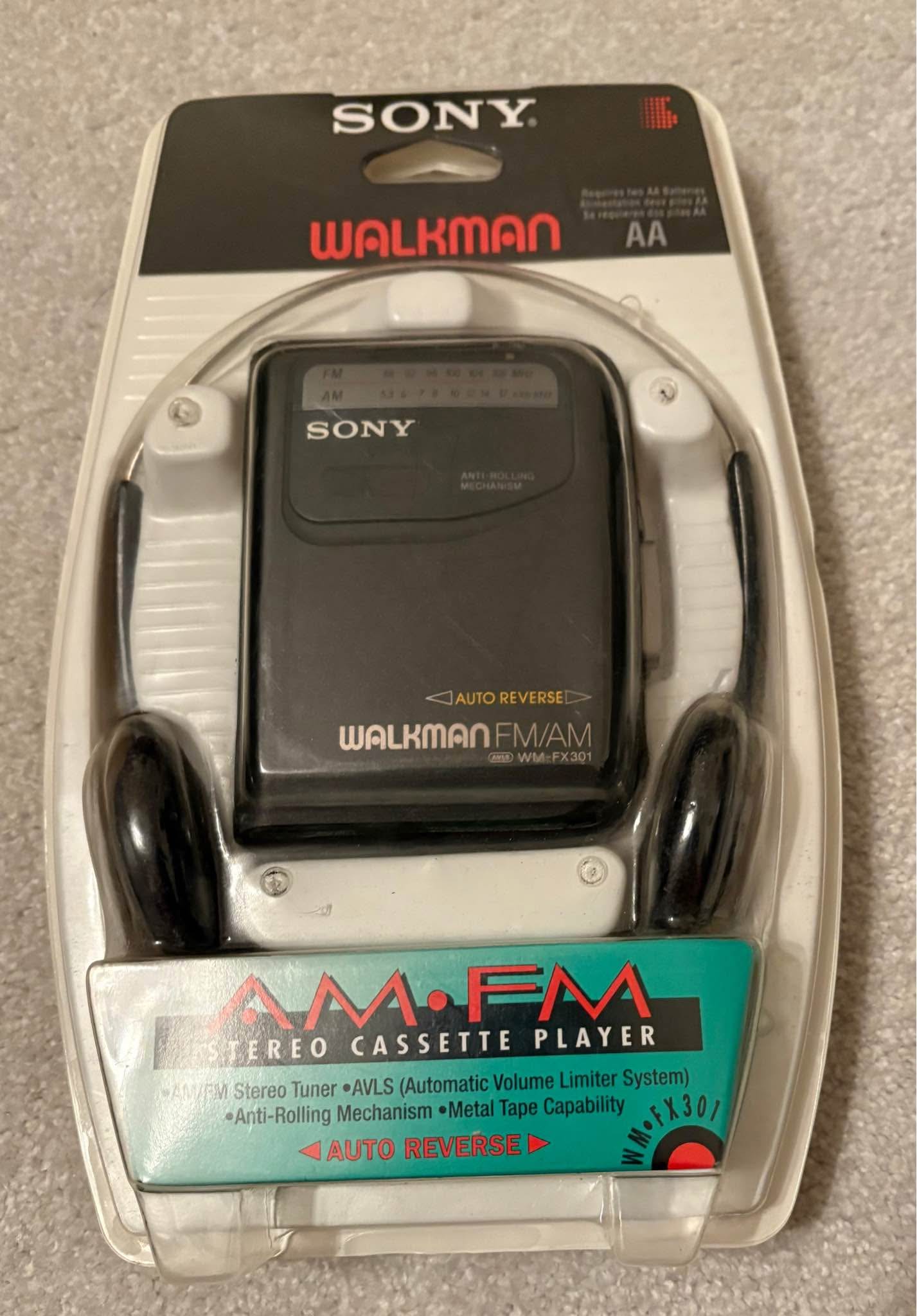 1989 Vintage Sony Walkman WM-AF54 Radio Cassette Player