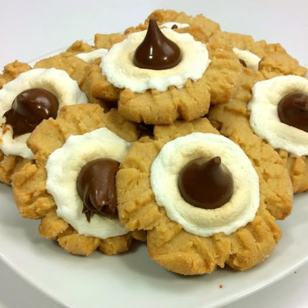 Incredible - Peanut Butter S'mores Cookies! 💖🍪 Everyone's favorite ...