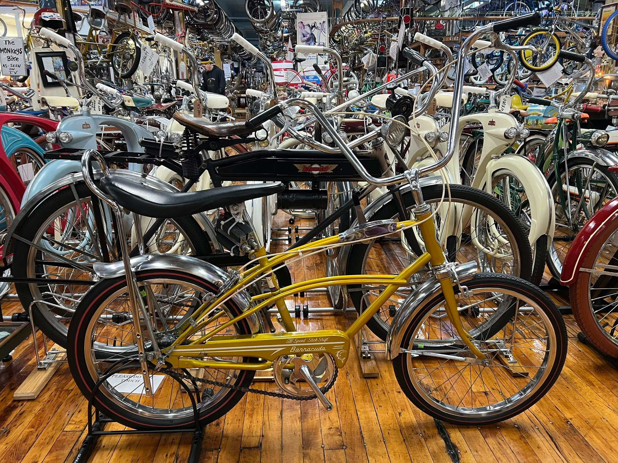 Vintage Ross Barracuda 3-speed stick shift bike