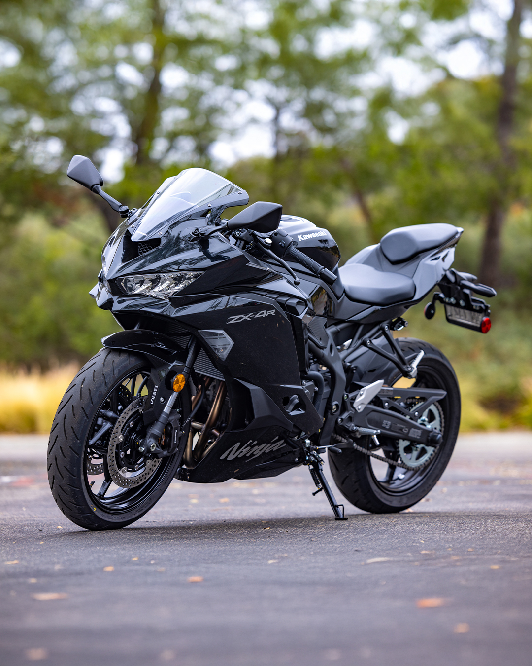 Kawasaki Ninja ZX-4R ABS with 399cc engine