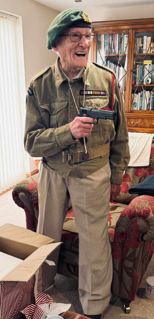 P Commando RN Reenactment Group | Bridgend