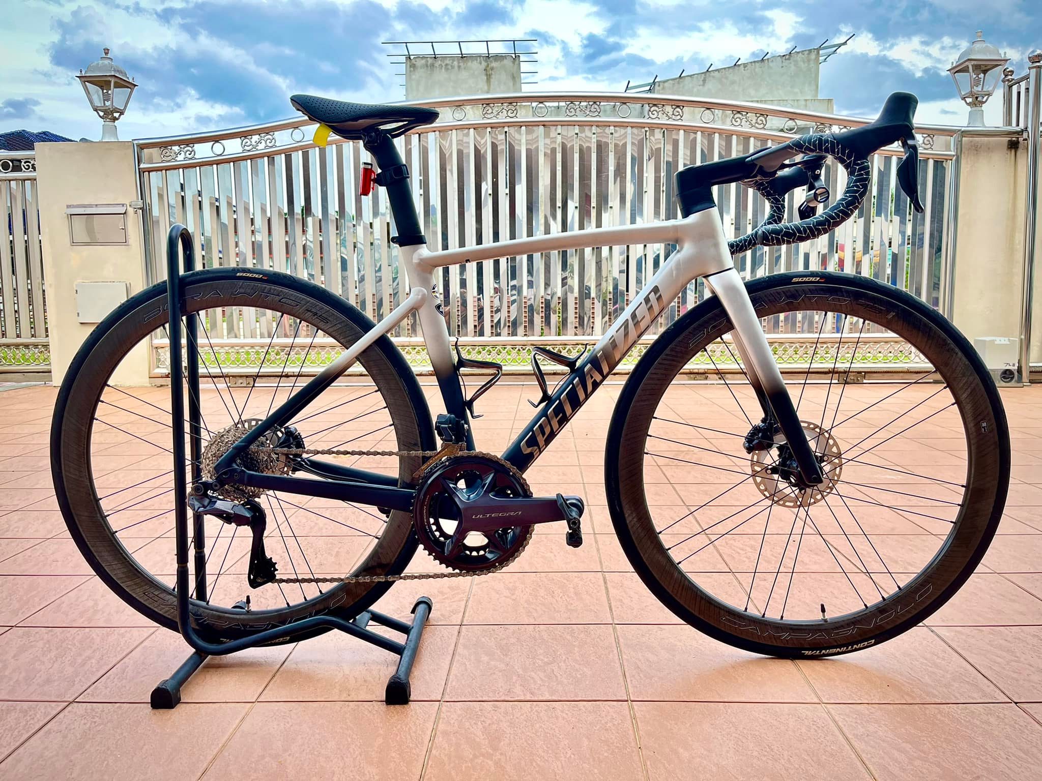 Specialized Allez Sprint bike weight