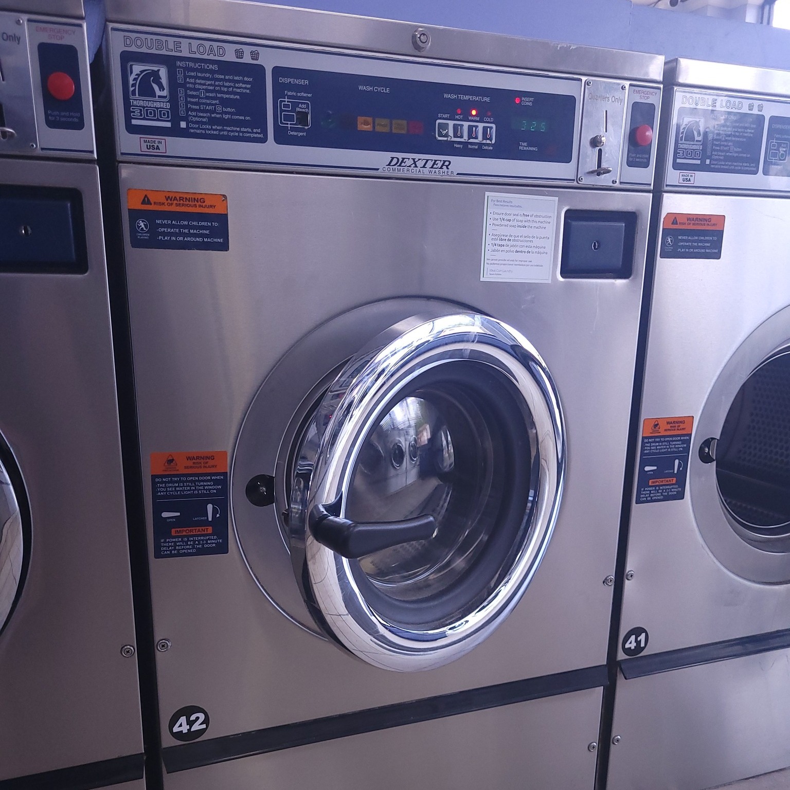Square Bubbles Laundromat Ybor | Tampa FL