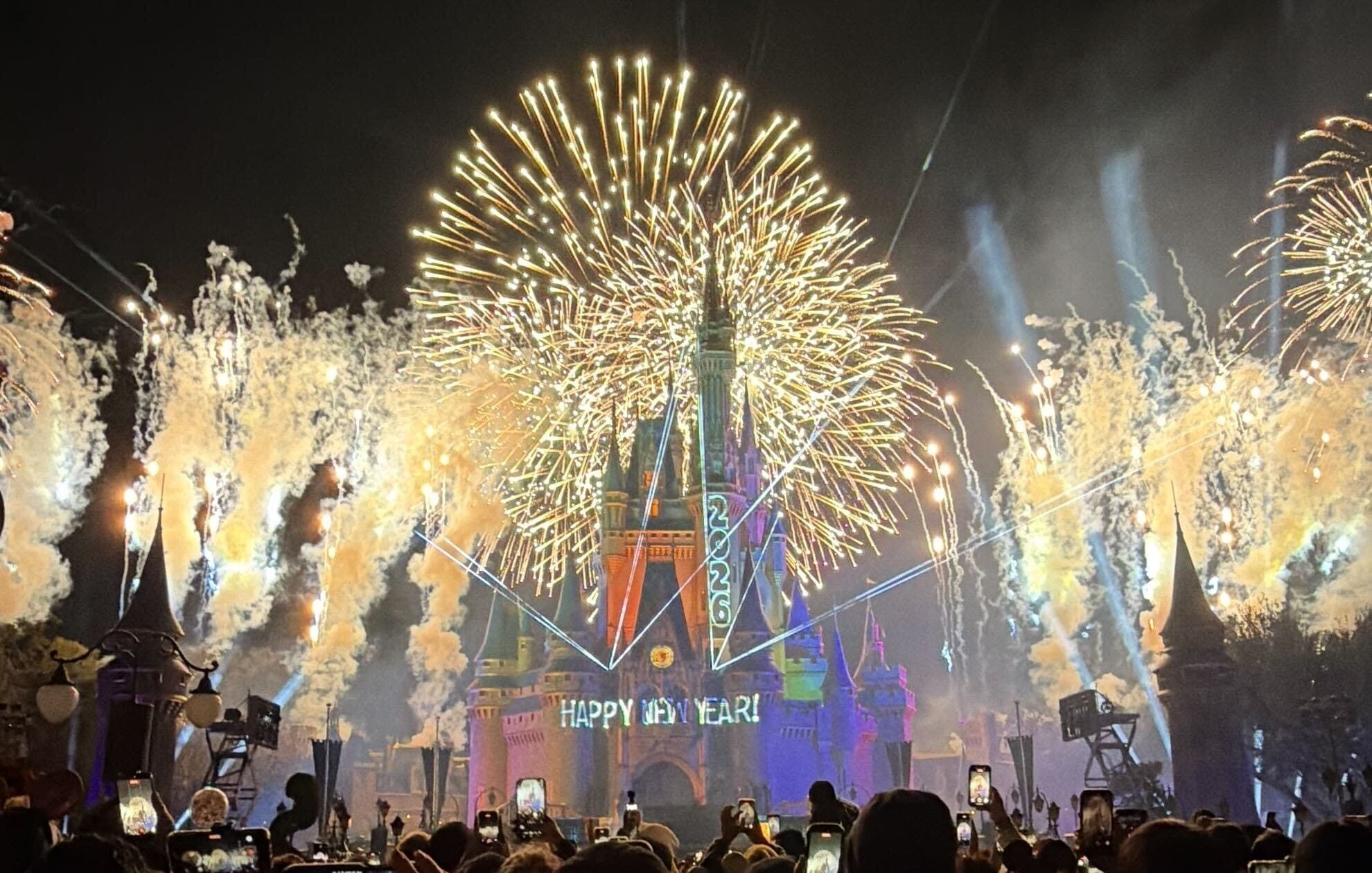WDW News Today - Full Video of 2026 New Year’s Eve Fantasy... | Facebook