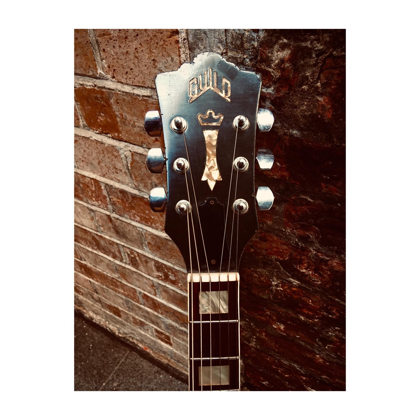Underrated vintage classic of the week !! 1974 Guild Starfire in