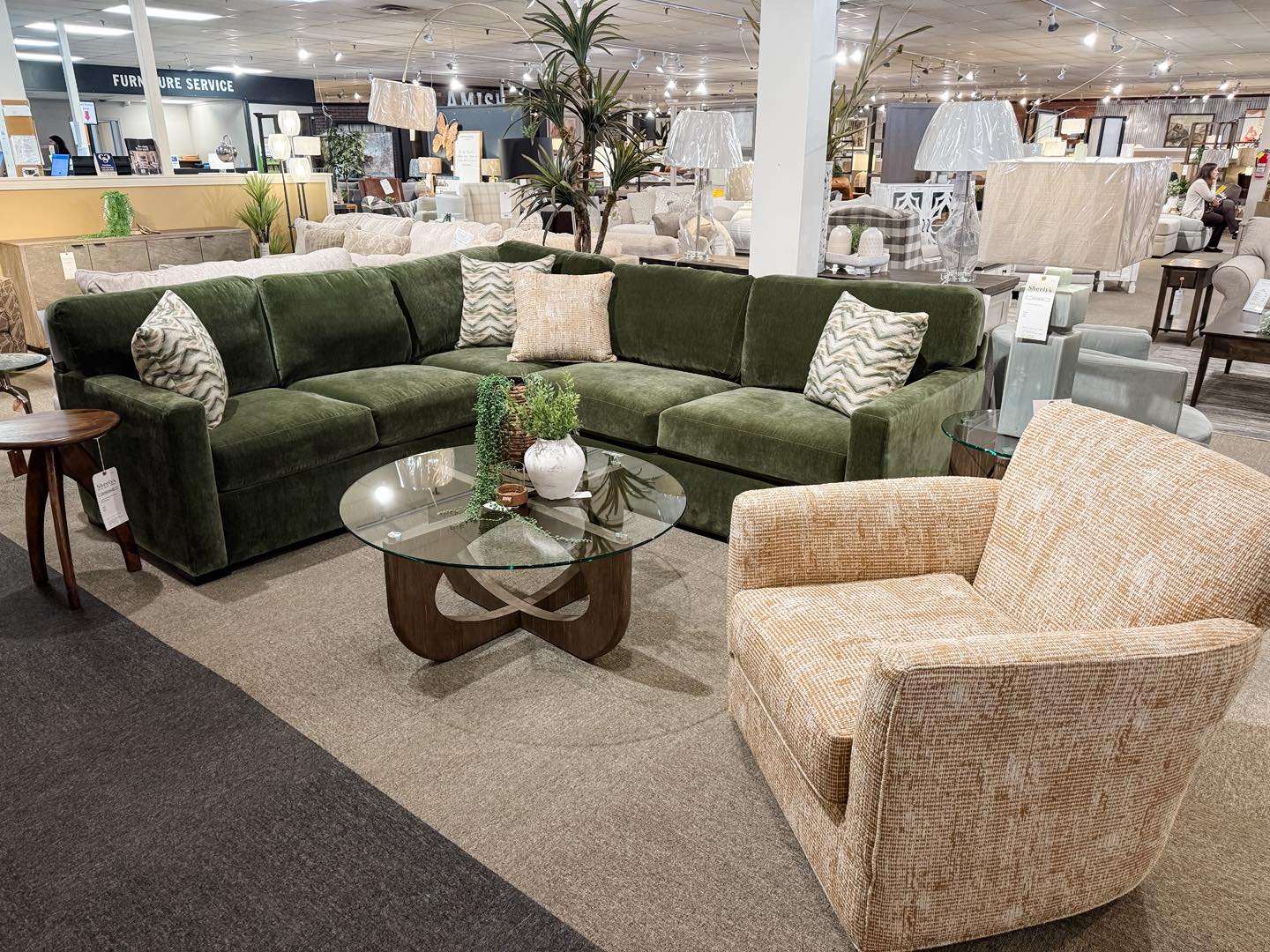 Say hello to the... - Sheely's Furniture and Appliance Aurora | Facebook