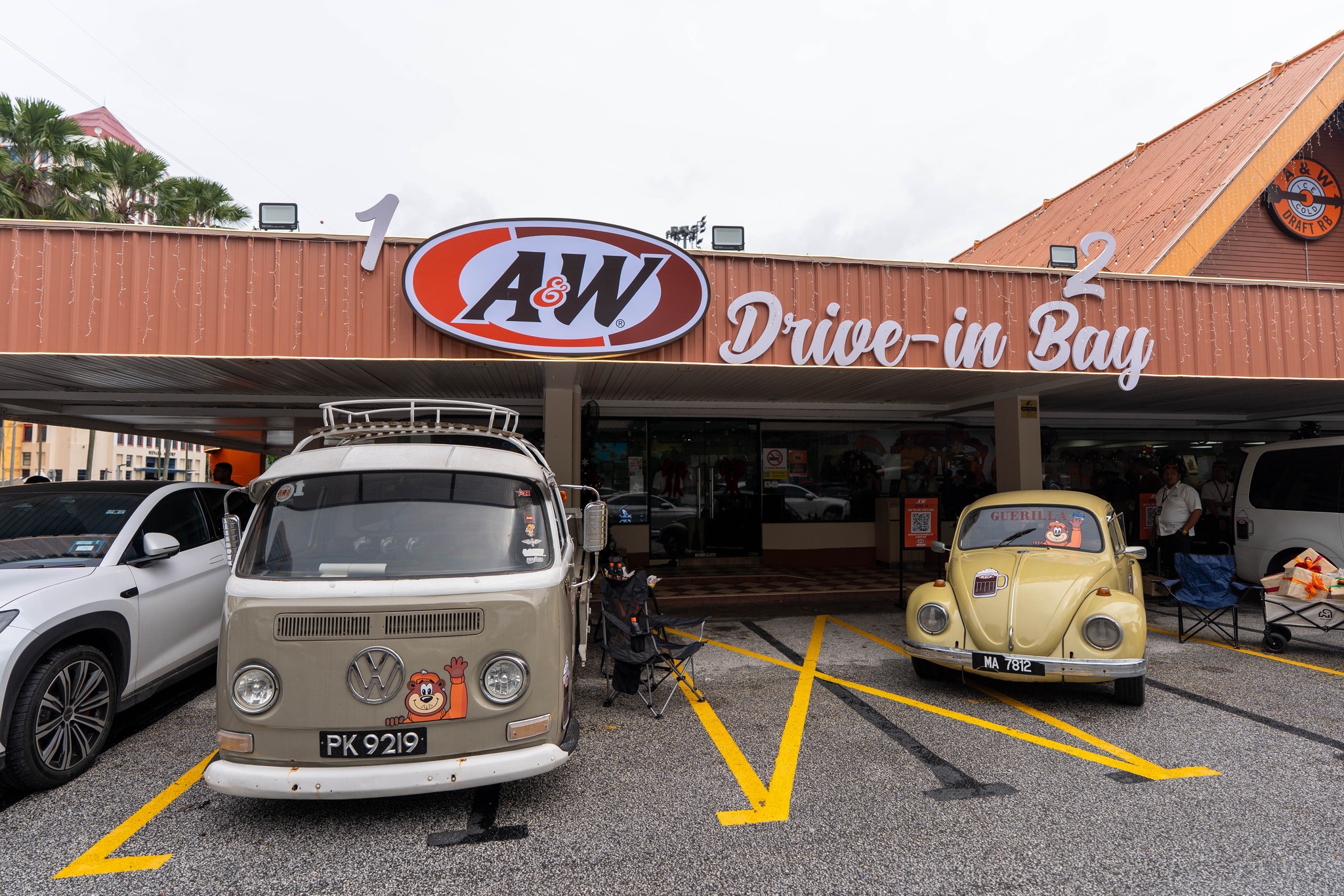 A&W - Drive-In dining is BACK! 🚗 Exclusively at A&W Petaling Jaya ...
