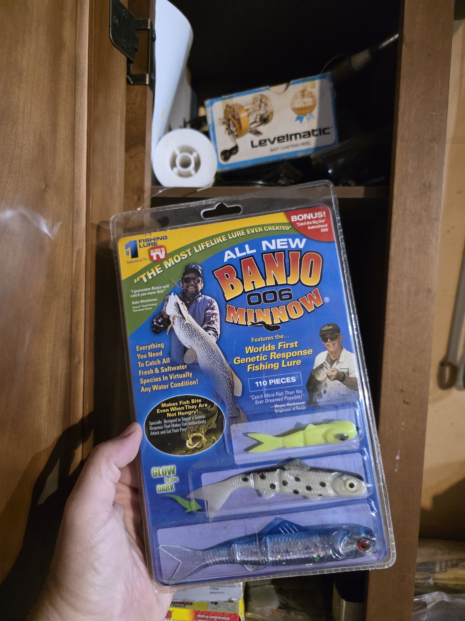 banjo minnow 006 fishing lures Deluxe 102 Piece Starter Kit Get ready to catch fish like never before with the Banjo Minnow 102 Piece Fishing Kit 110 pc. Banjo Minnow Fishing