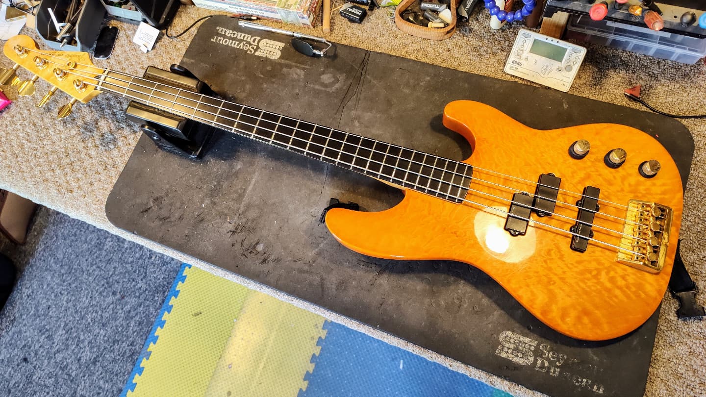 た*号様 Fender Precision Bass Made in Mexic New 1992 fender precision bass