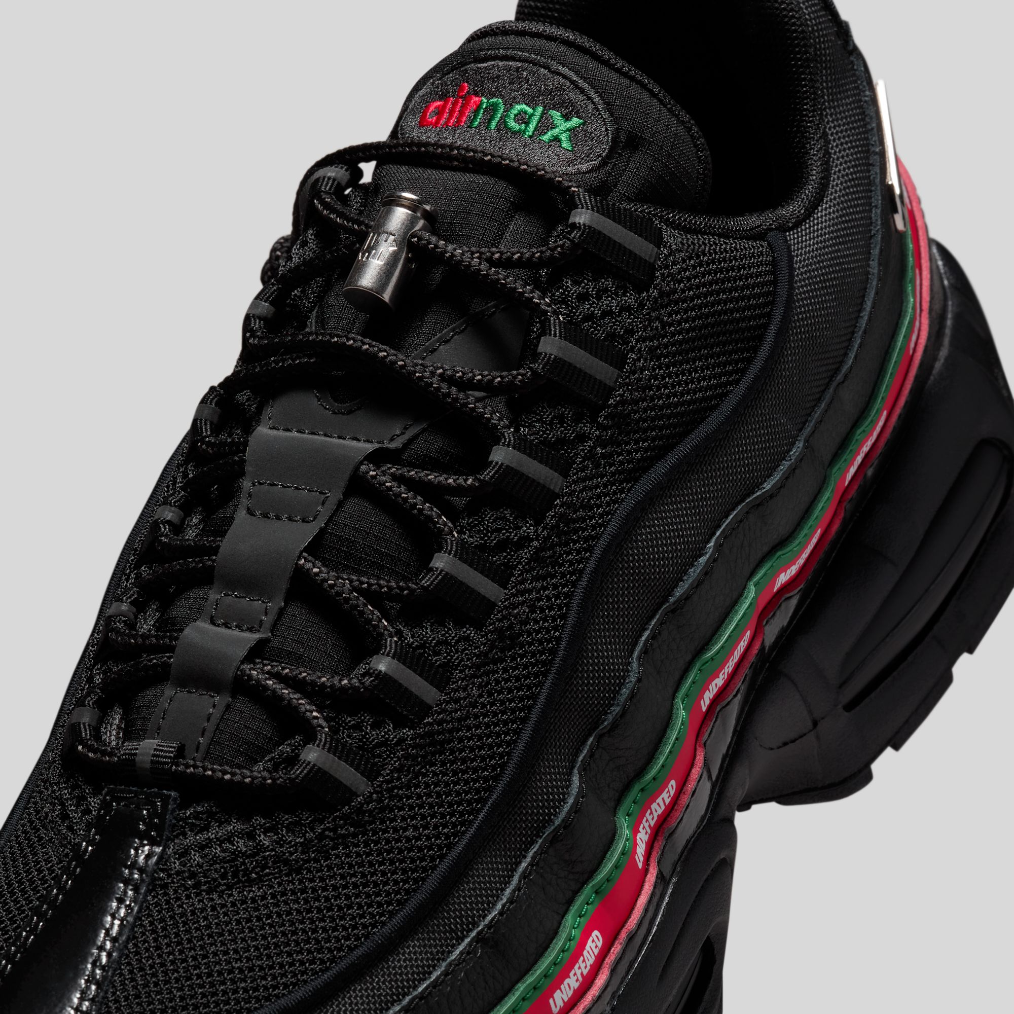 OFFICIAL IMAGES: UNDEFEATED x Nike Air Max 95 