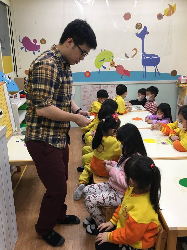 新北市私立三之三幼兒園 新店校 幼兒圍棋班 小小棋手 對弈自如阿 Facebook