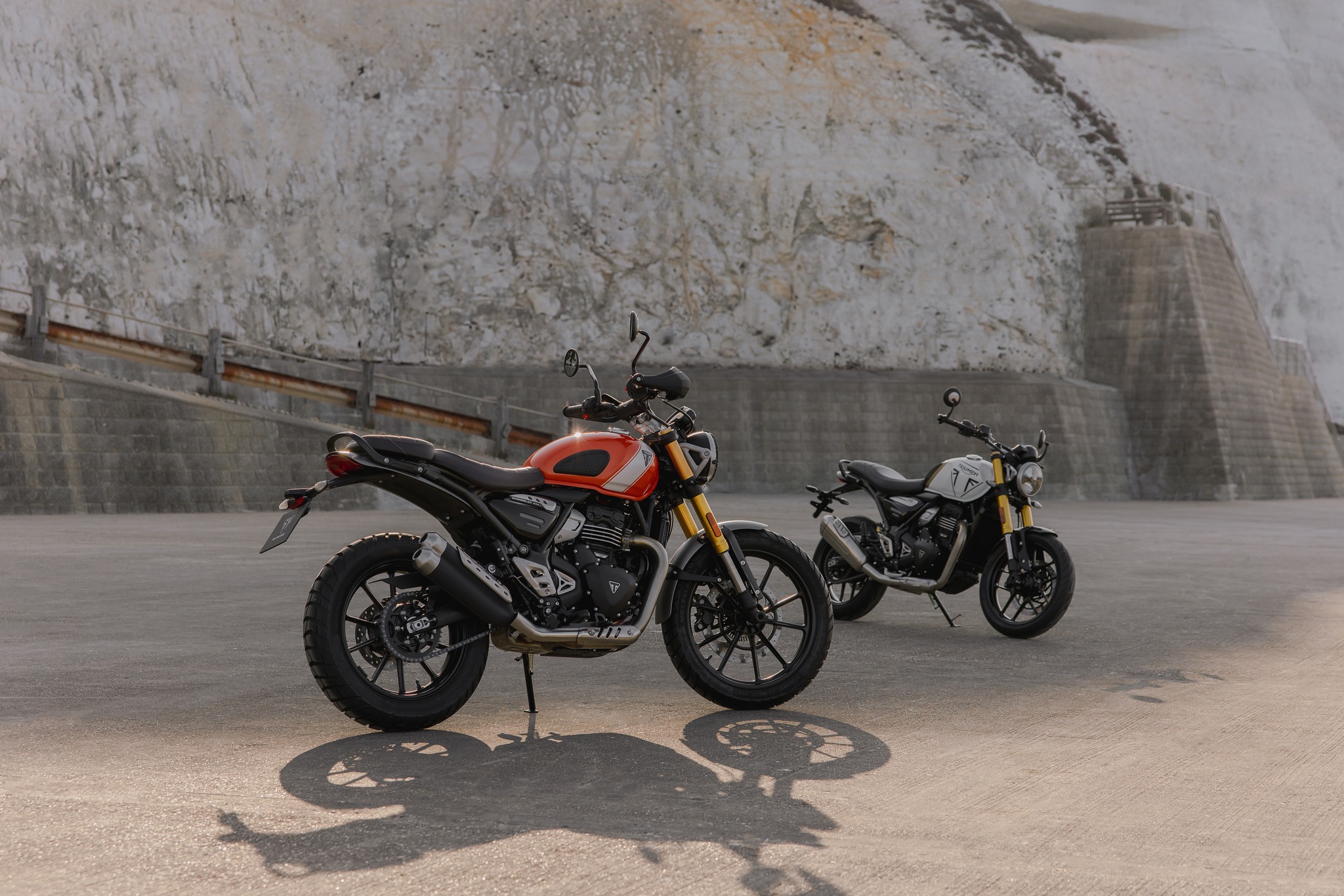 The Triumph Scrambler 400 X recently received a new grey shade