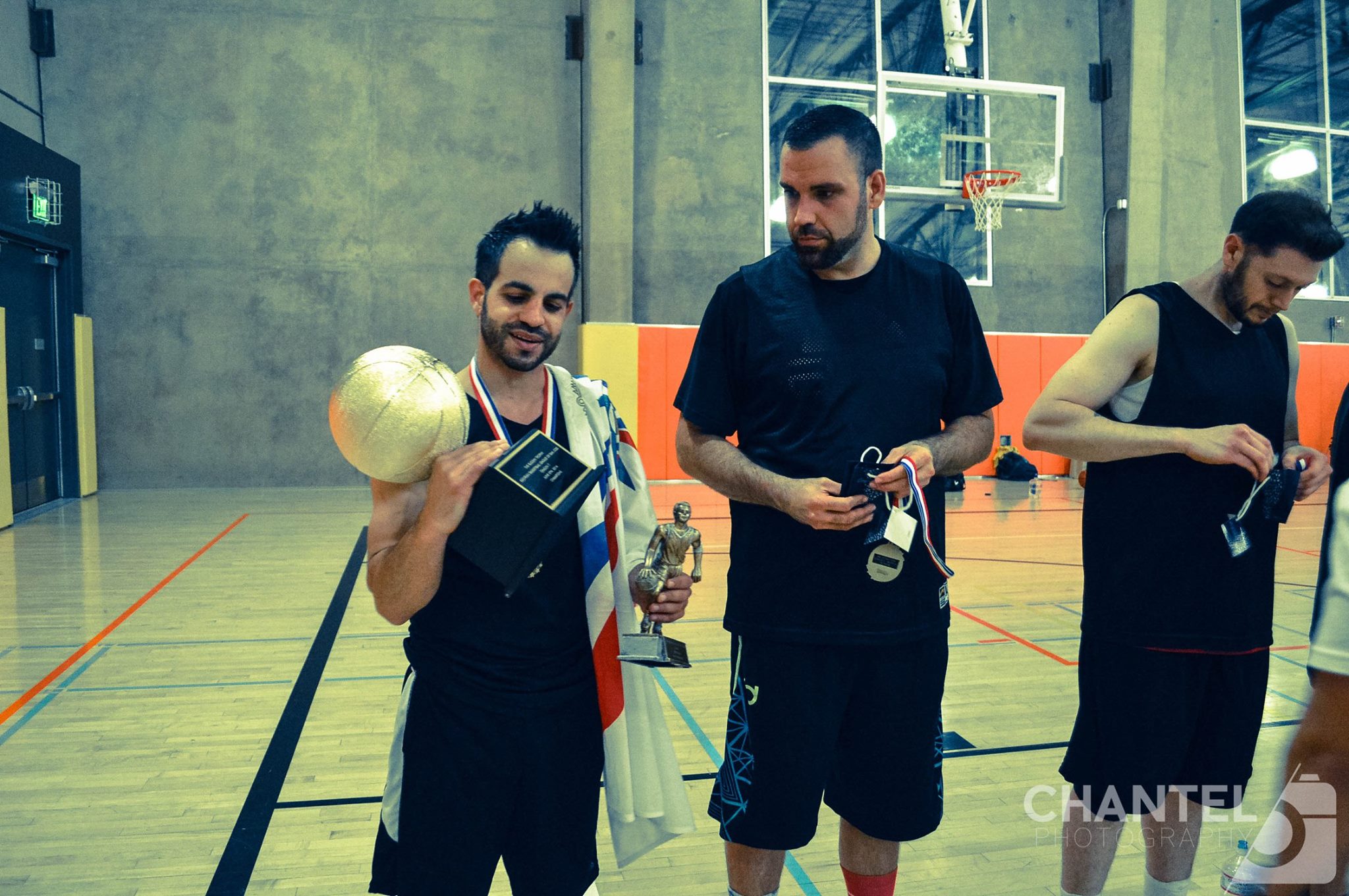Follow: Infinite Sports Association