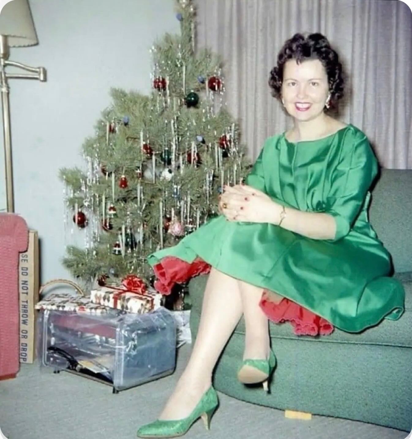 Love this 1960s Christmas pic! What stands out to you?