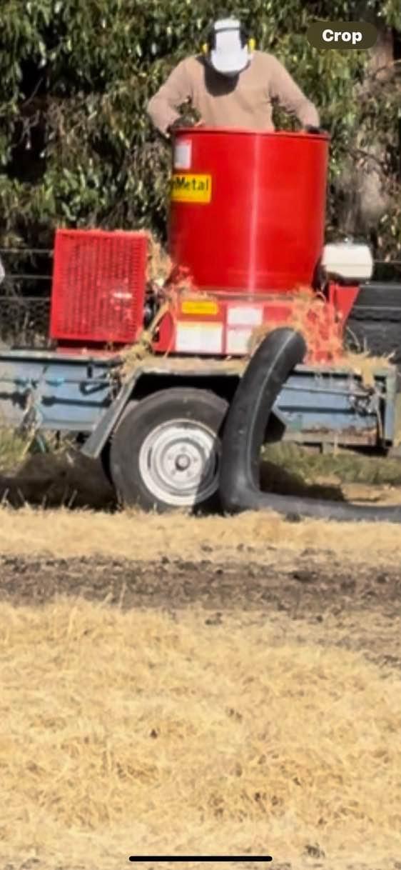 Straw /mulch chopper spreader - Seeders & Spreaders - Ballarat ...