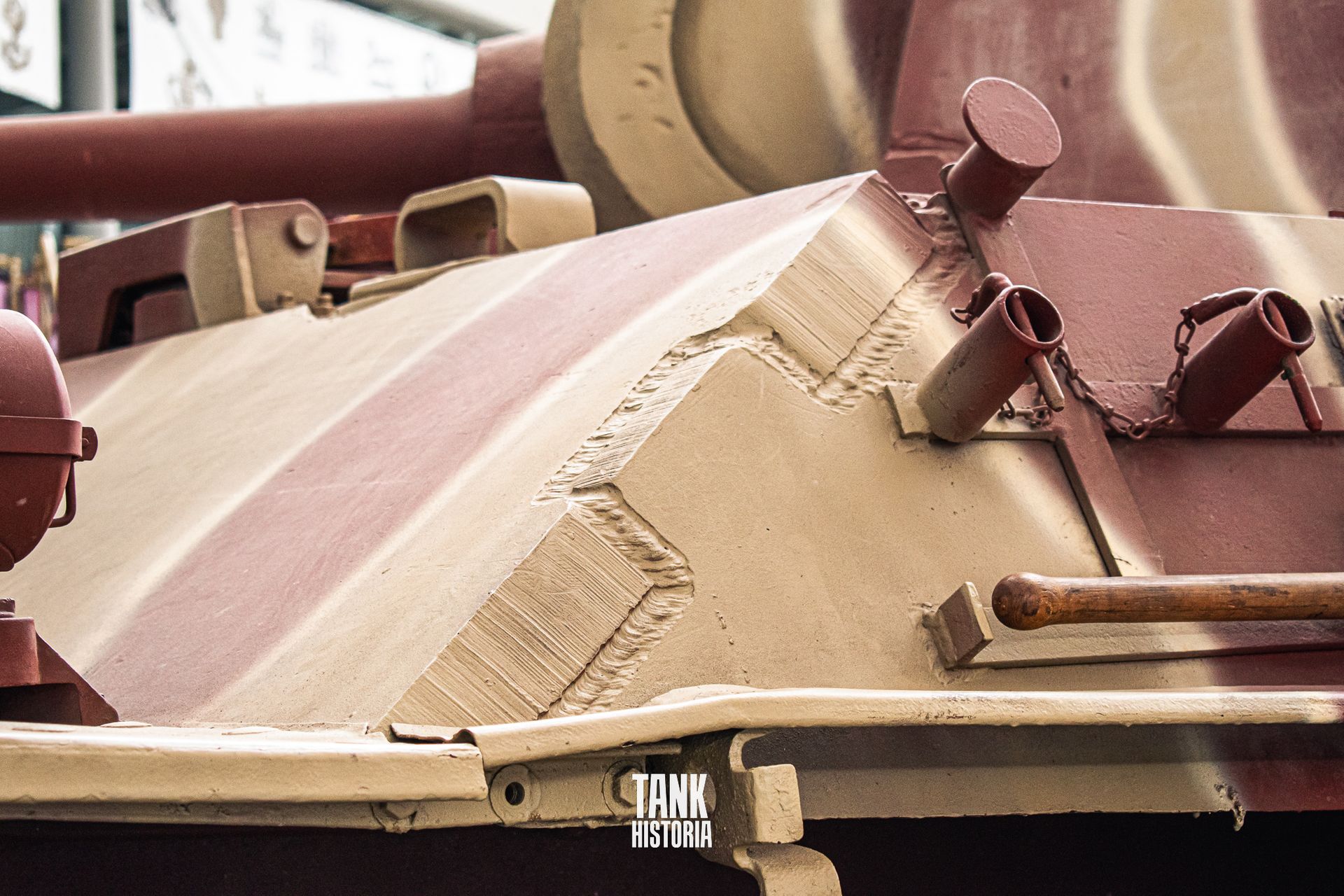 TankHistoria - Interlocking Armor. Later WWII German tanks often ...