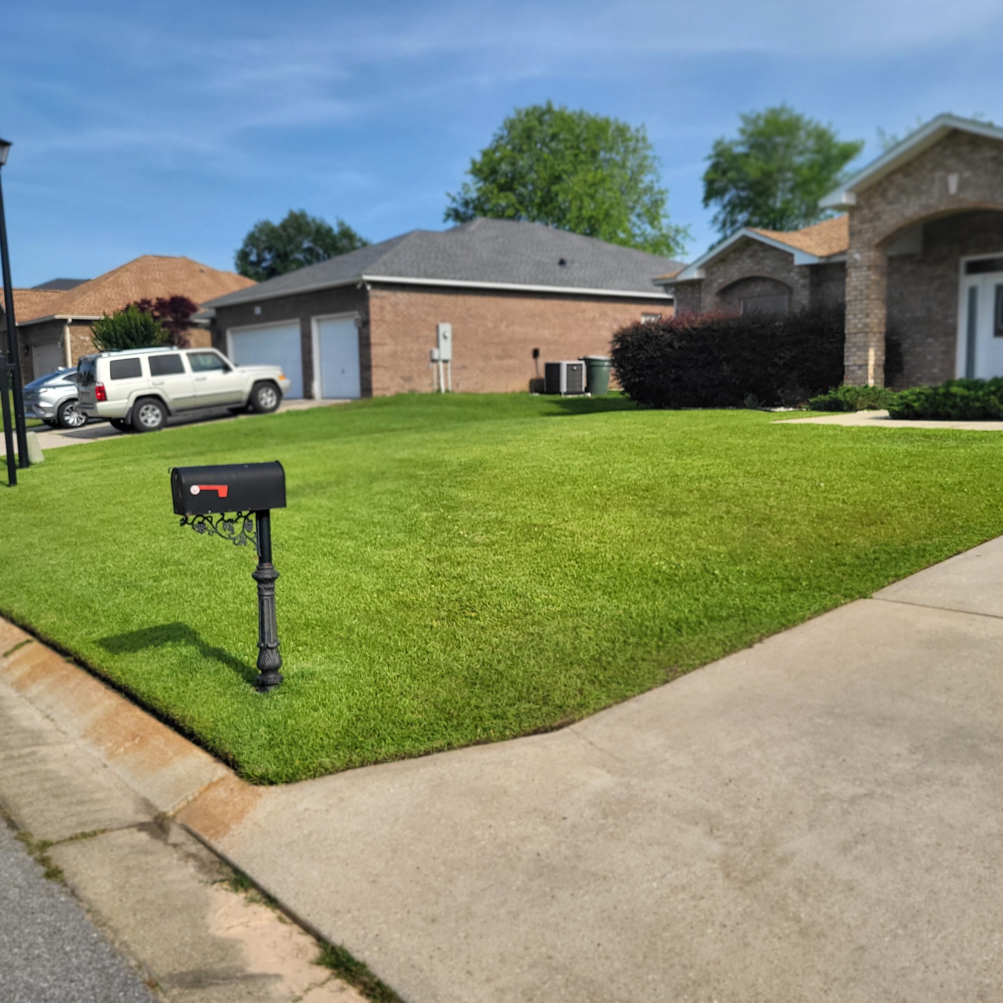 Cutting Edge Lawn Care... - Cutting Edge Lawn Care Pensacola