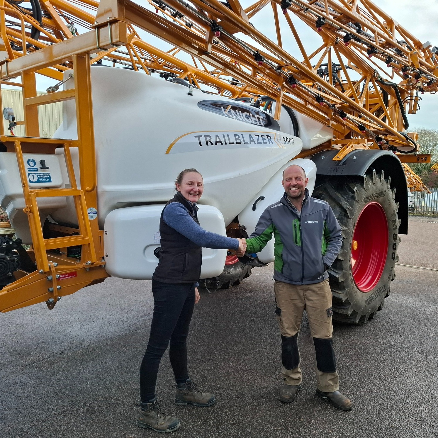 🎉 New Machine Handover! 🎉 Handing... - Knight Farm Machinery | Facebook