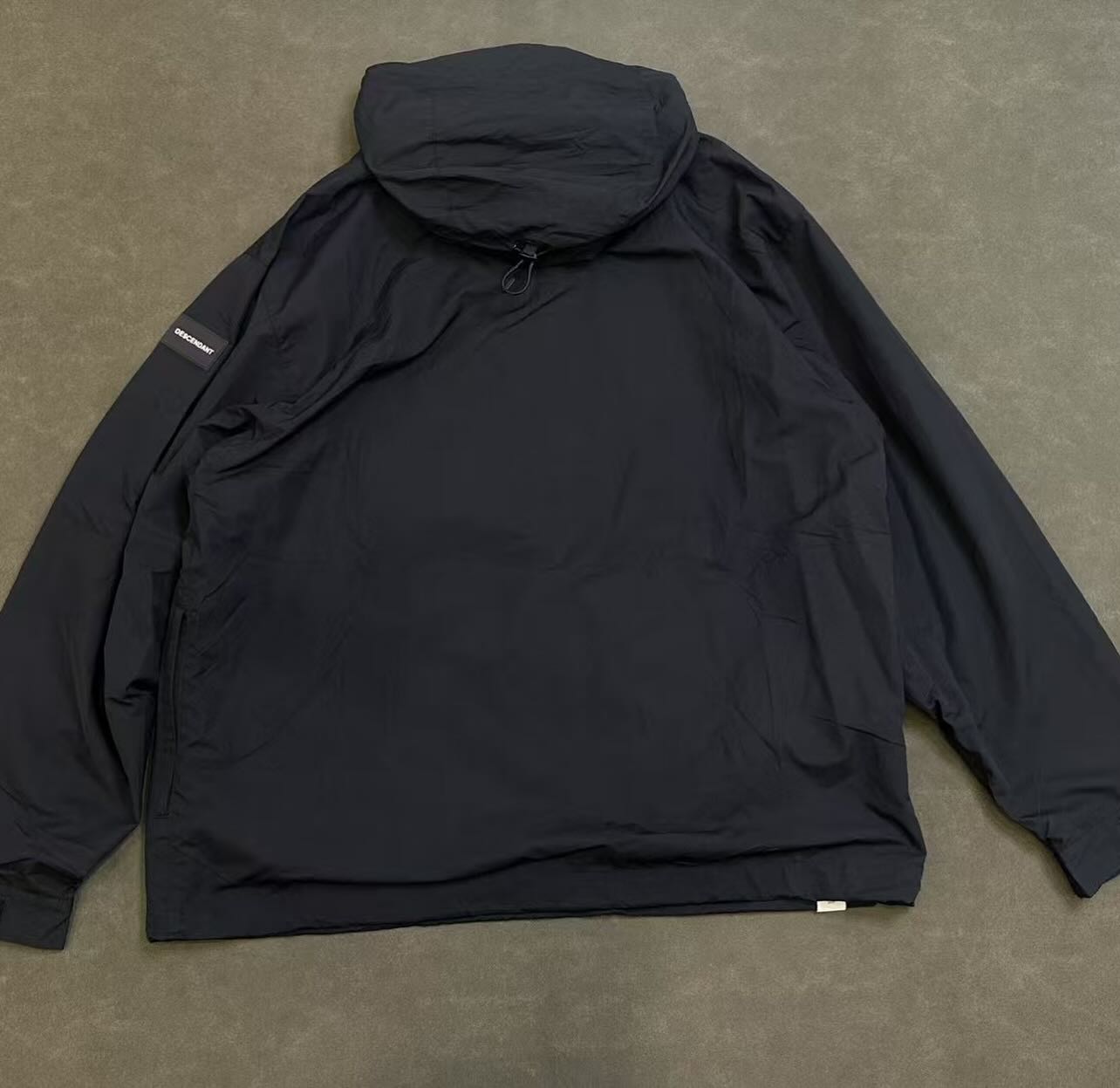 Descendant belly pullover jacket size 3 99新HKD 800 長73cm 胸66m