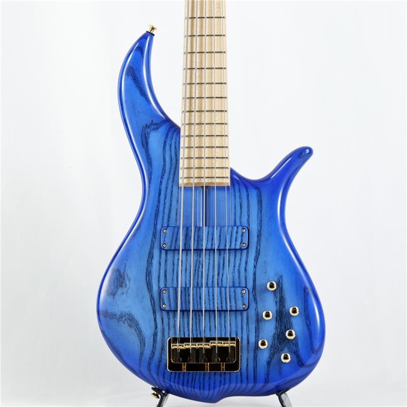 こちら最後の1本です。 F-bass BN5-EL (Celestial Blue/Gold Hardware 