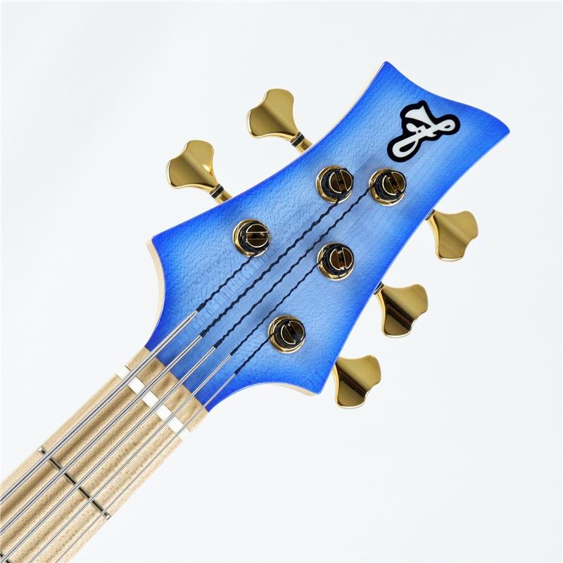 こちら最後の1本です。 F-bass BN5-EL (Celestial Blue/Gold Hardware 
