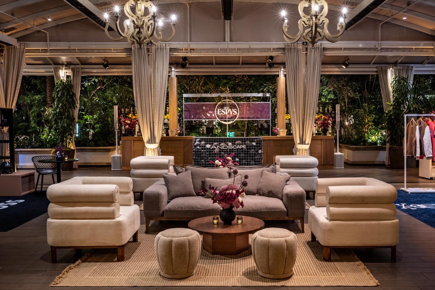 FormDecor Furniture Rental | Huntington Beach CA