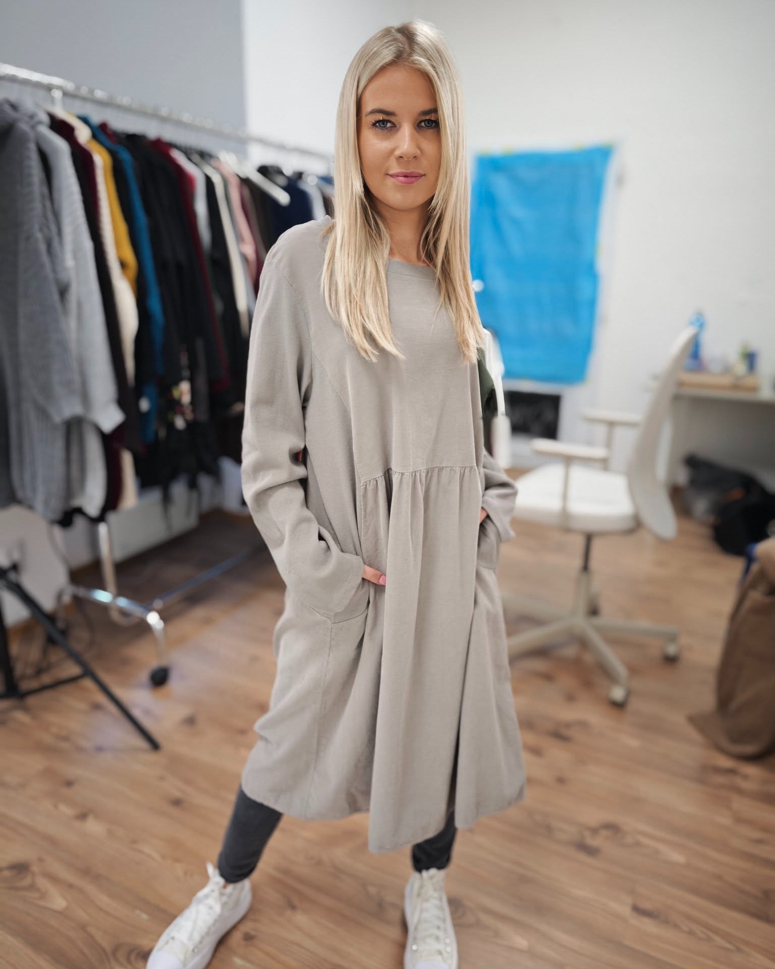 Enjoy Style - https://www.enjoystyle.cz/modra-prechodova-bunda-es388 ...