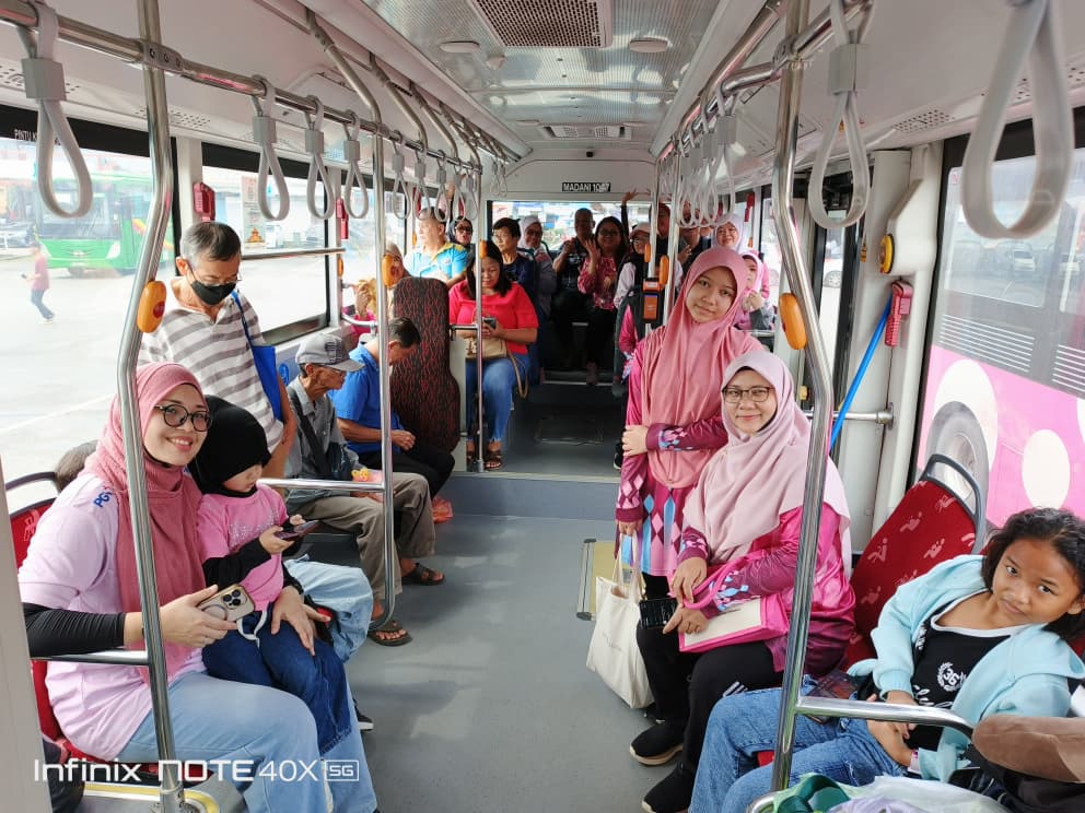 MASNITA UNIMAS | Kuching