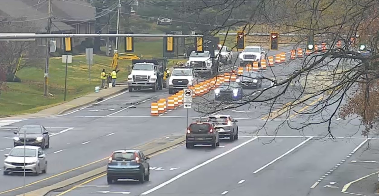 Kirkwood Highway westbound at Milltown... - WDEL TrafficWatch | Facebook