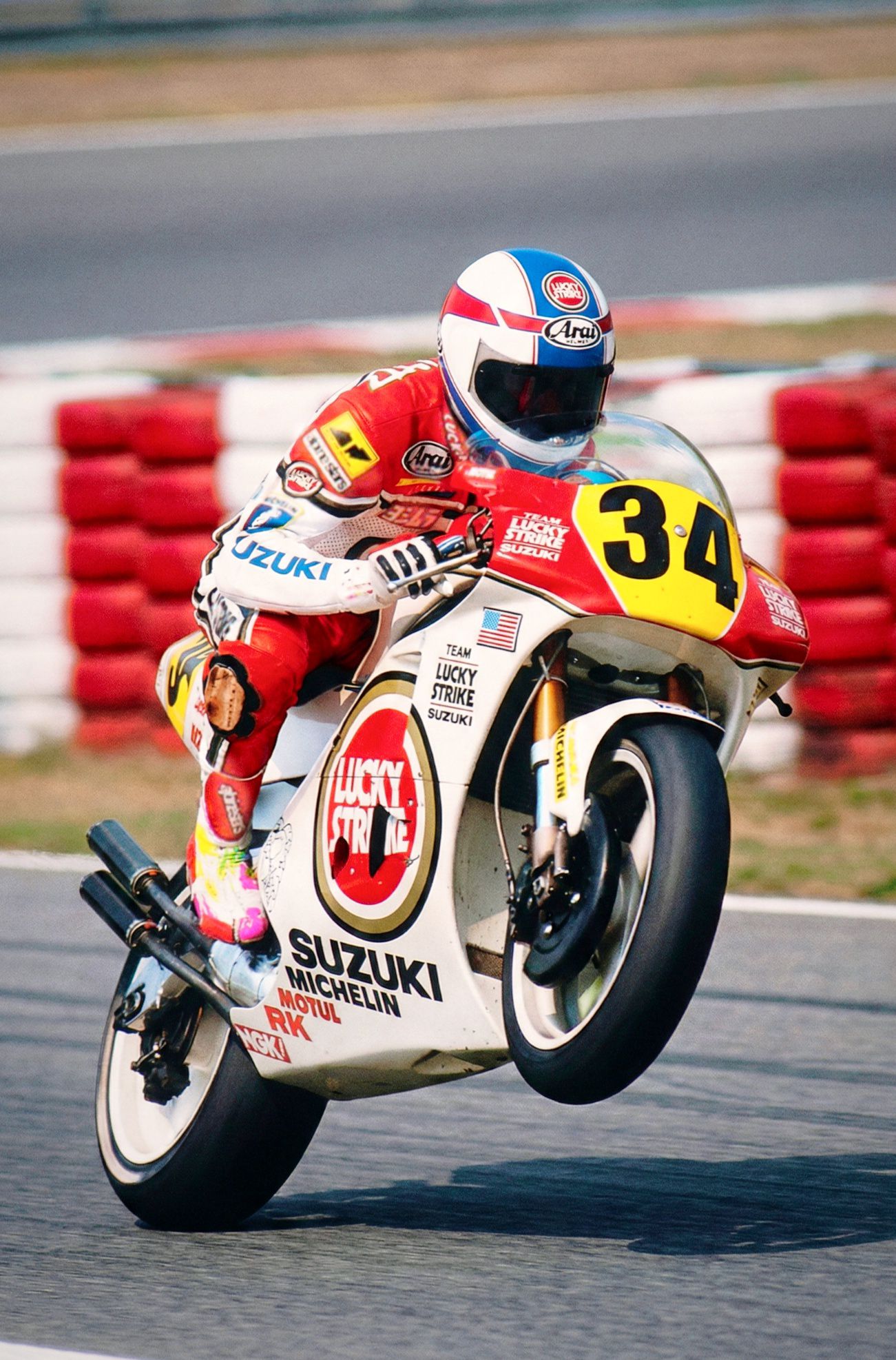 Kevin Schwantz 3️⃣4️⃣ 🇺🇸 Lucky Strike Suzuki RGV500 1990