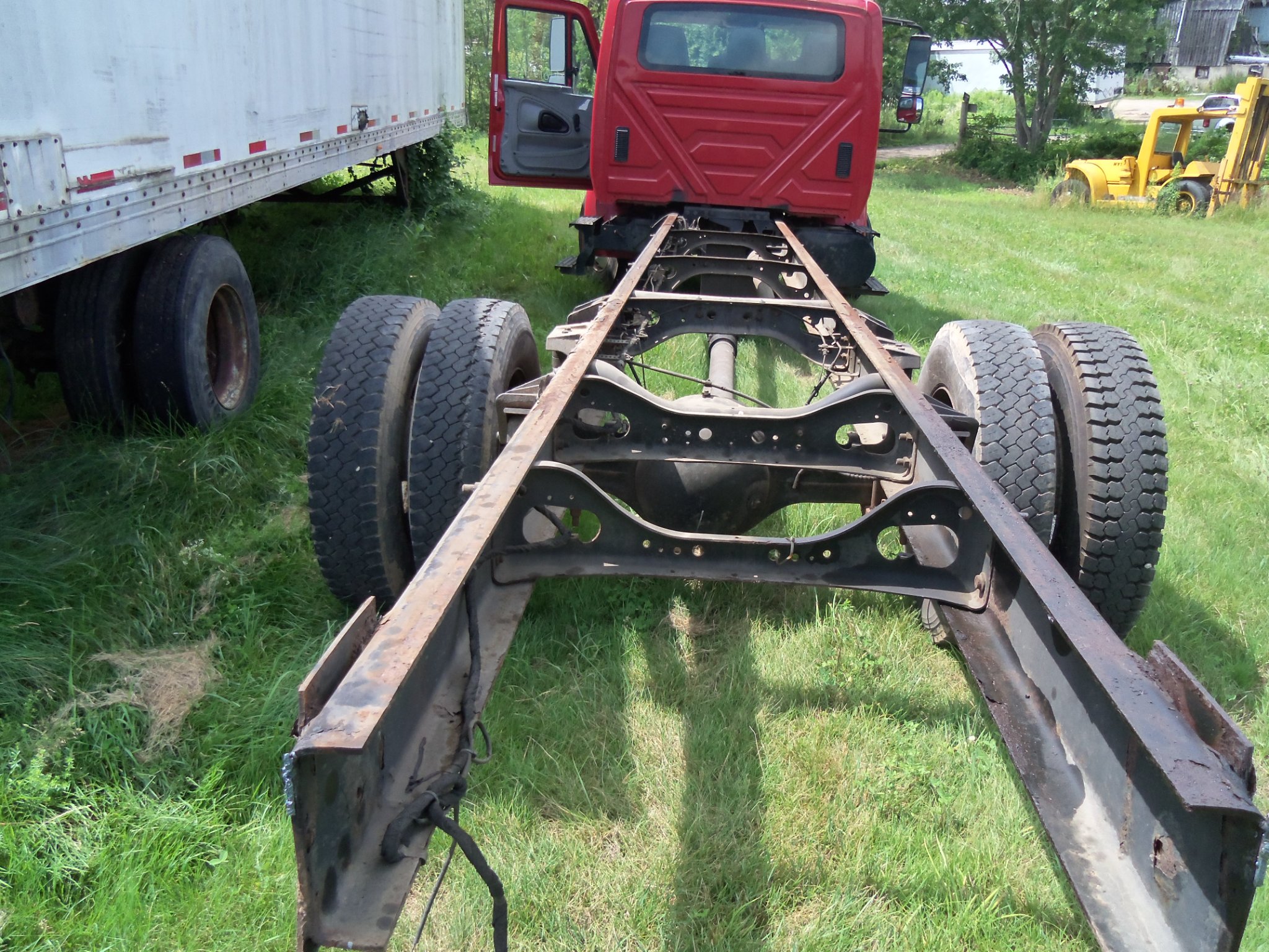 2006 INTERNATIONAL 4300 DT466 E AUTO TRANS UNDER CDL 24' FRAME ...