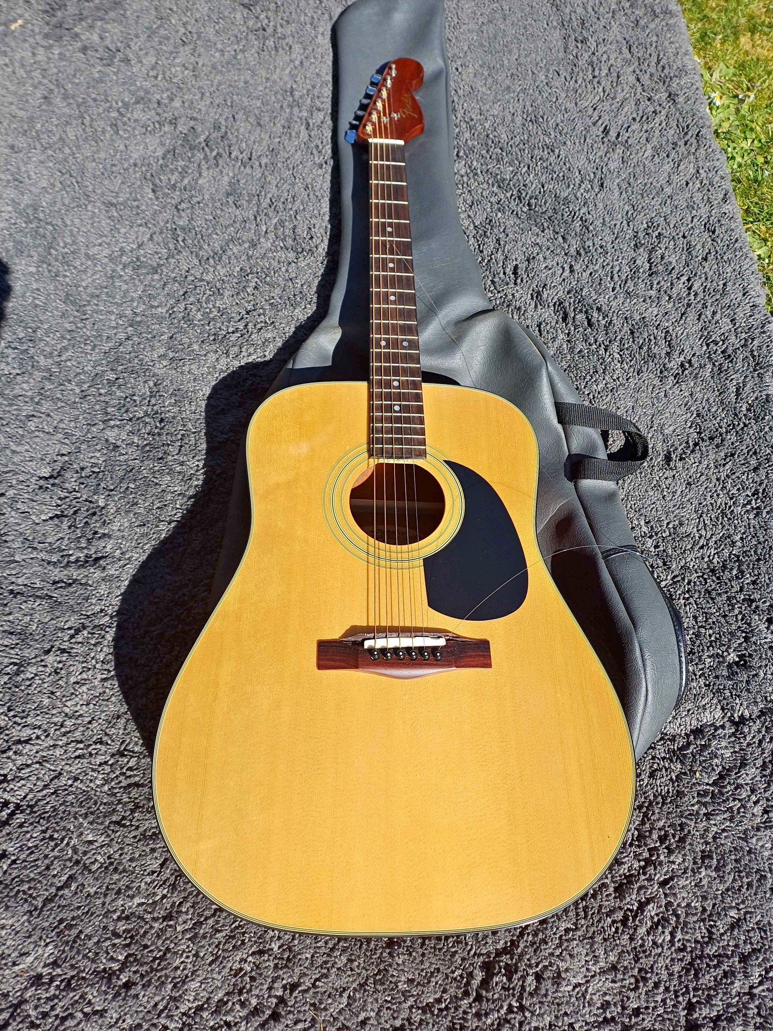 Acoustic Guitars for sale in Grimsby, North East Lincolnshire, United ...