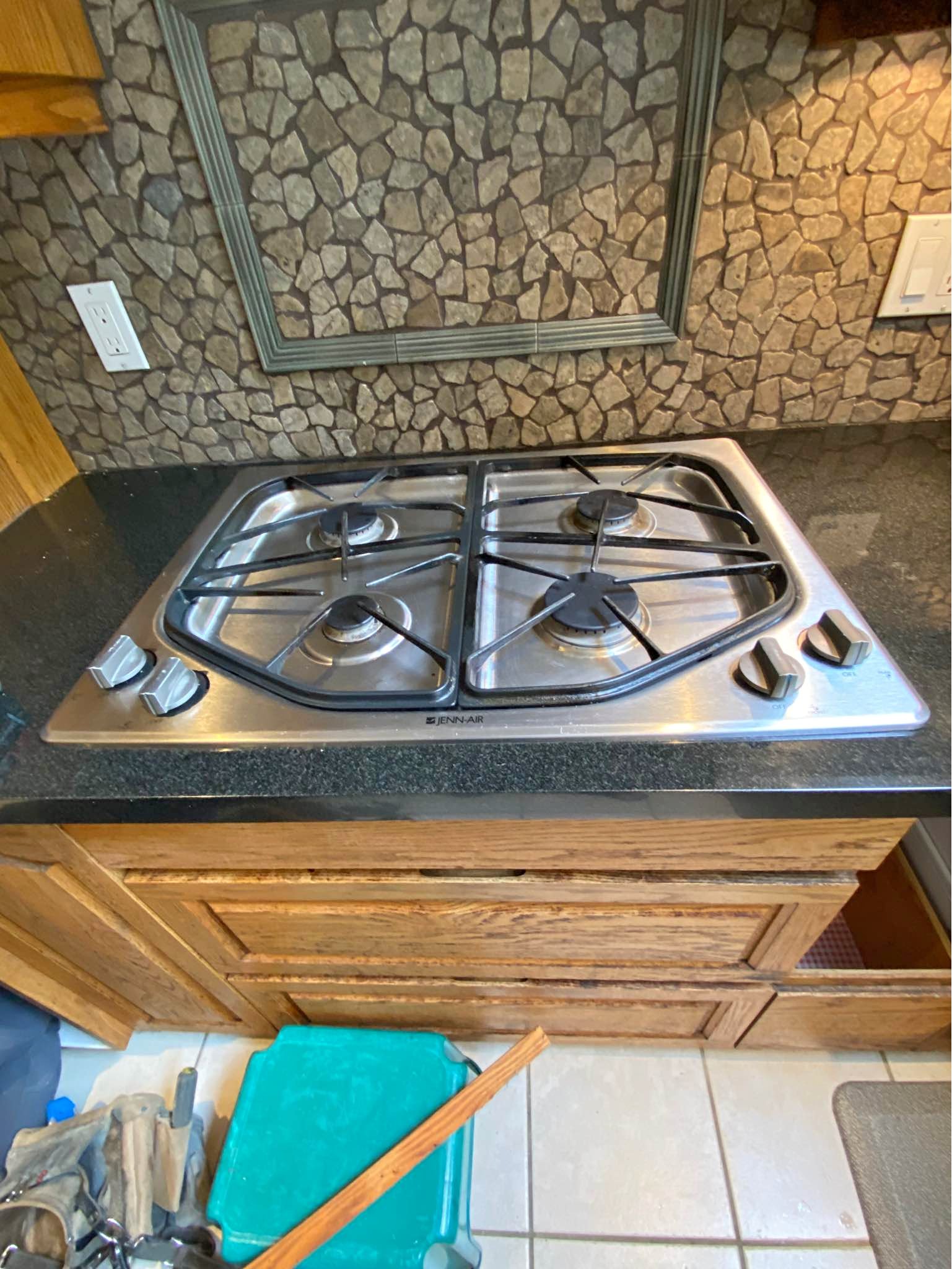 Jenn-Air gas cooktop - Ranges & Ovens - Surrey, British Columbia