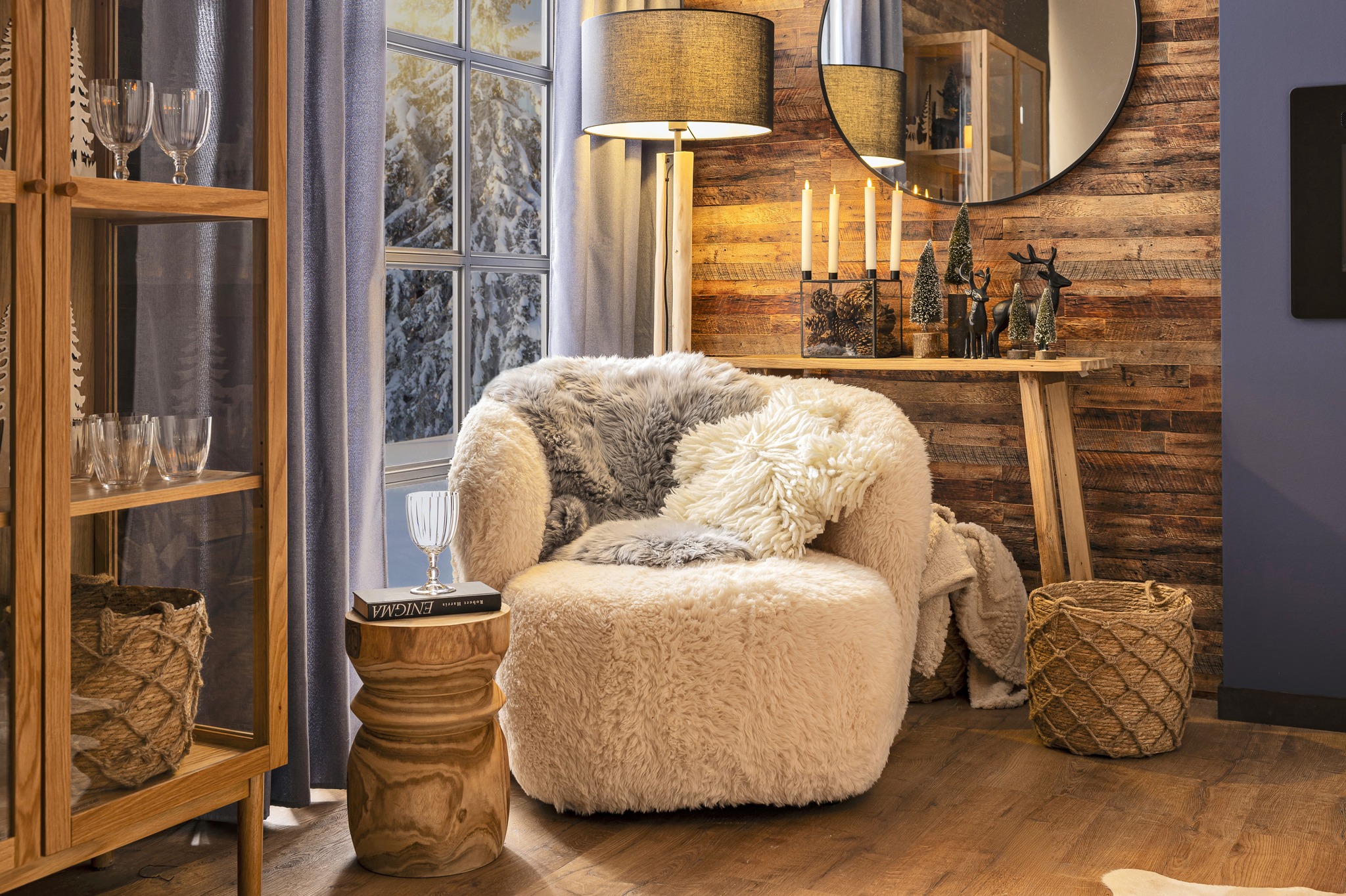 Nach den Feiertagen tut ein bisschen Cozy Time richtig gut: ein flauschiger Sessel, warme Materialien und dieses Gefühl von Rückzug & Entschleunigung. Perfekt für lange Winterabende. ✨ https://www.segmueller.de/produkte/sessel-setubal-3876196-00001