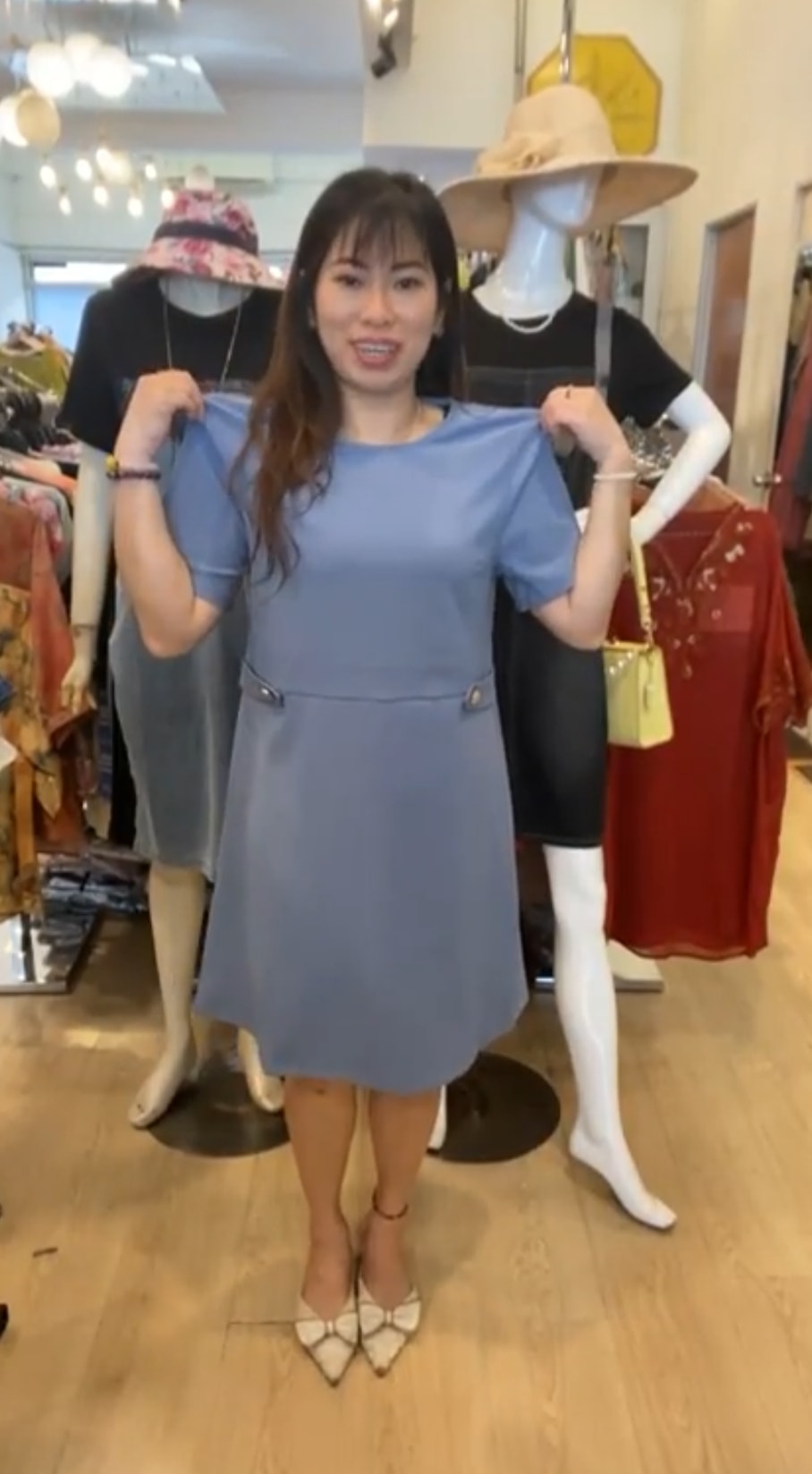 ⚡ 𝐍𝐞𝐰 𝐀𝐫𝐫𝐢𝐯𝐚𝐥 ⚡ 简约收腰连身裙浅蓝| 黑色Size 38 40 42