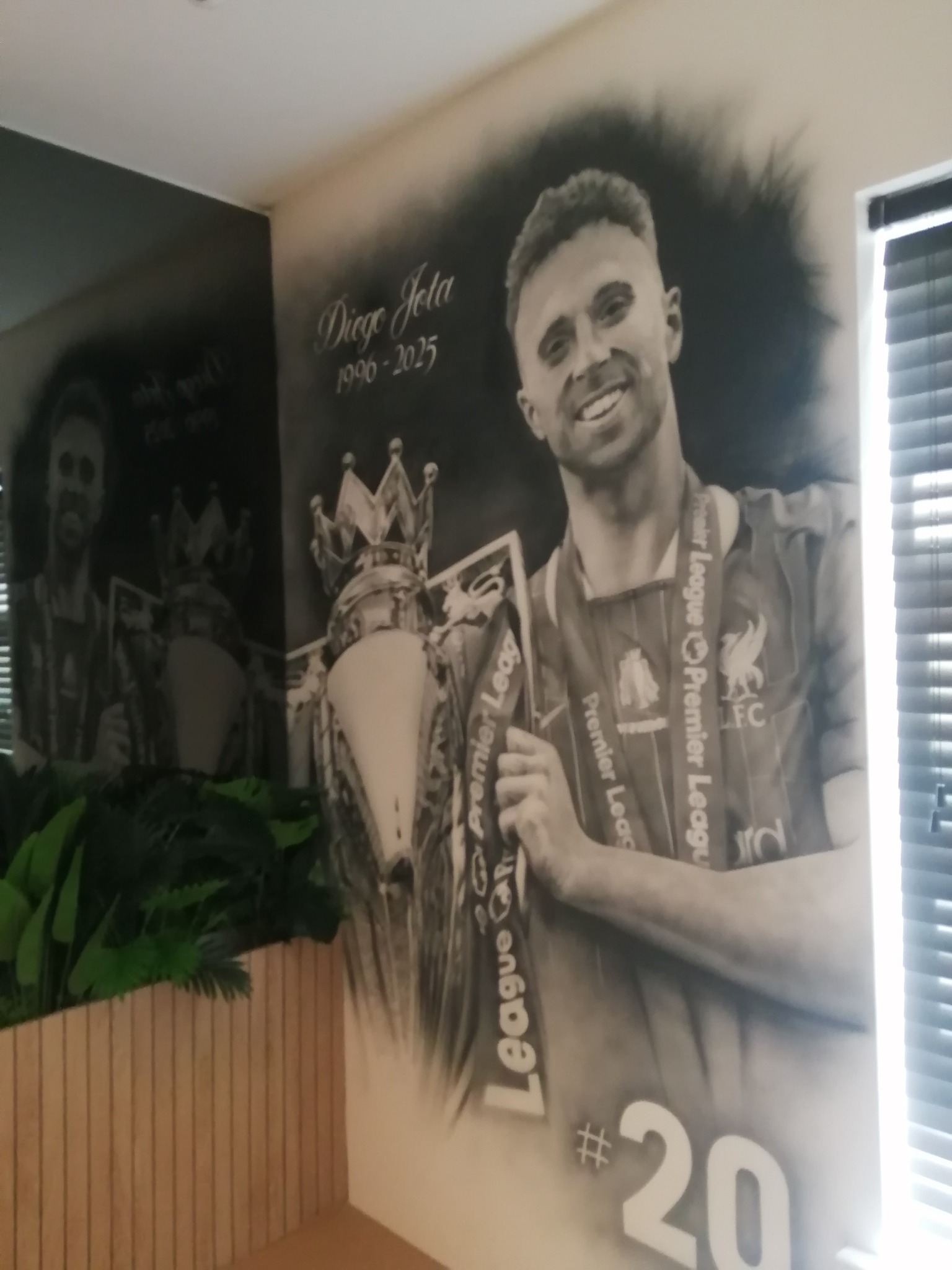 Keith Pollitt... - Keith Pollitt Airbrushing & Sign writing