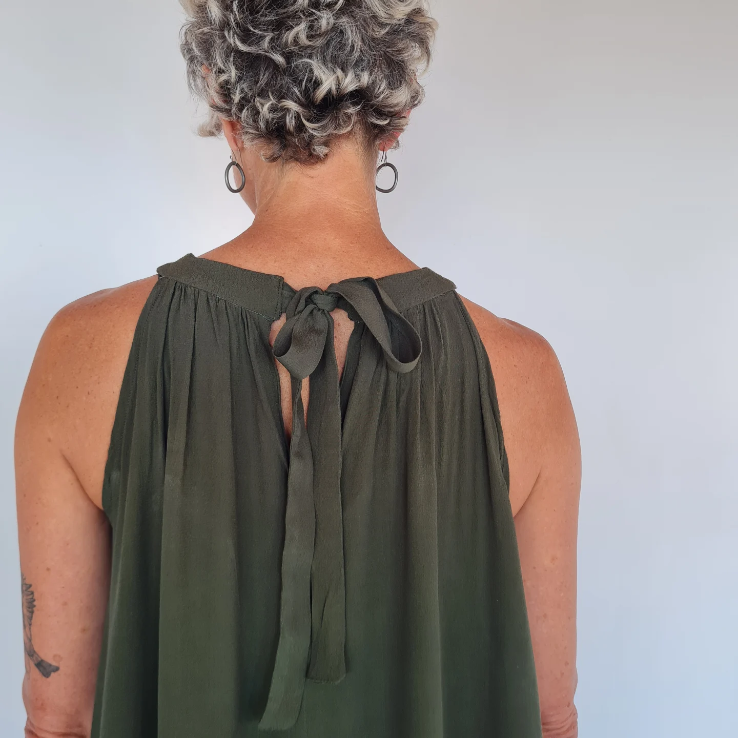 The Sewing - The Flow Dress has both a back neck opening and a front ...