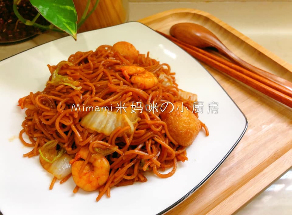 Mimami米妈咪の小厨房 - #焖伊面 早餐吃焖伊面😋 觉得这段日子大家应该 买一颗大白菜...