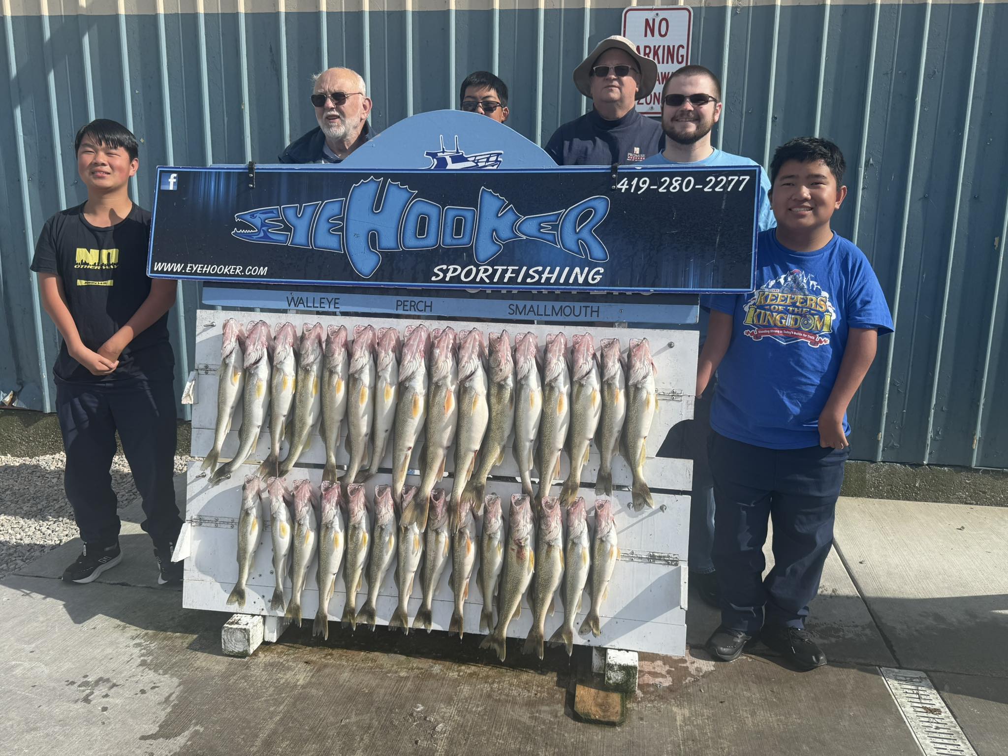 EyeHooker - Don’t get depressed over a slow perch bite!! The walleyes ...