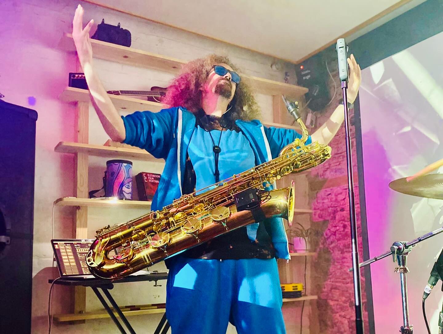 Badcore Horns