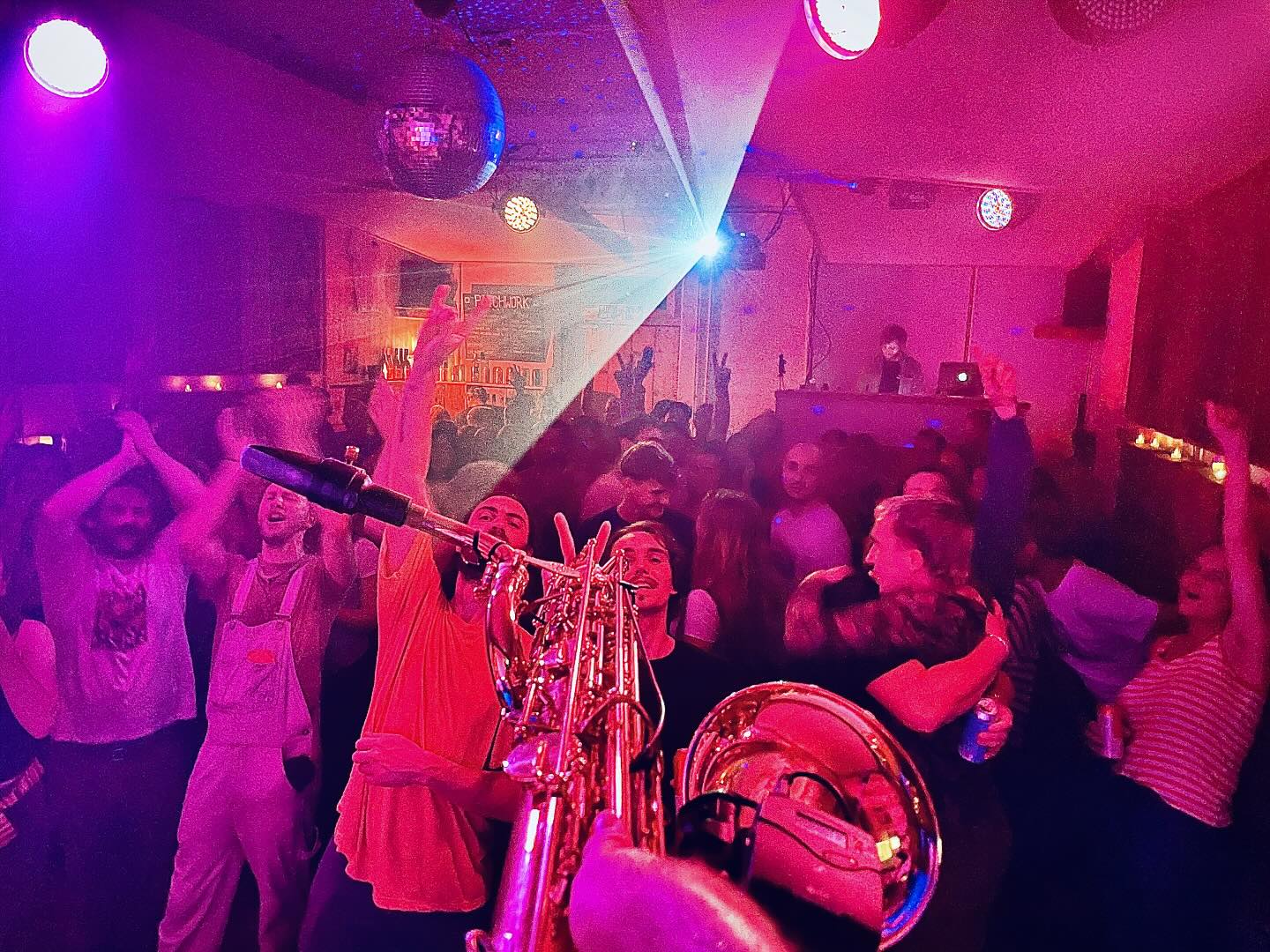 Badcore Horns