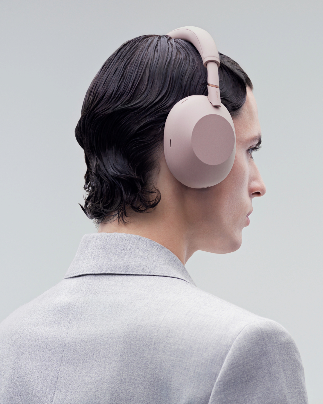 Love at first listen 💗 The WH-1000XM6 in Sand Pink is here! Be