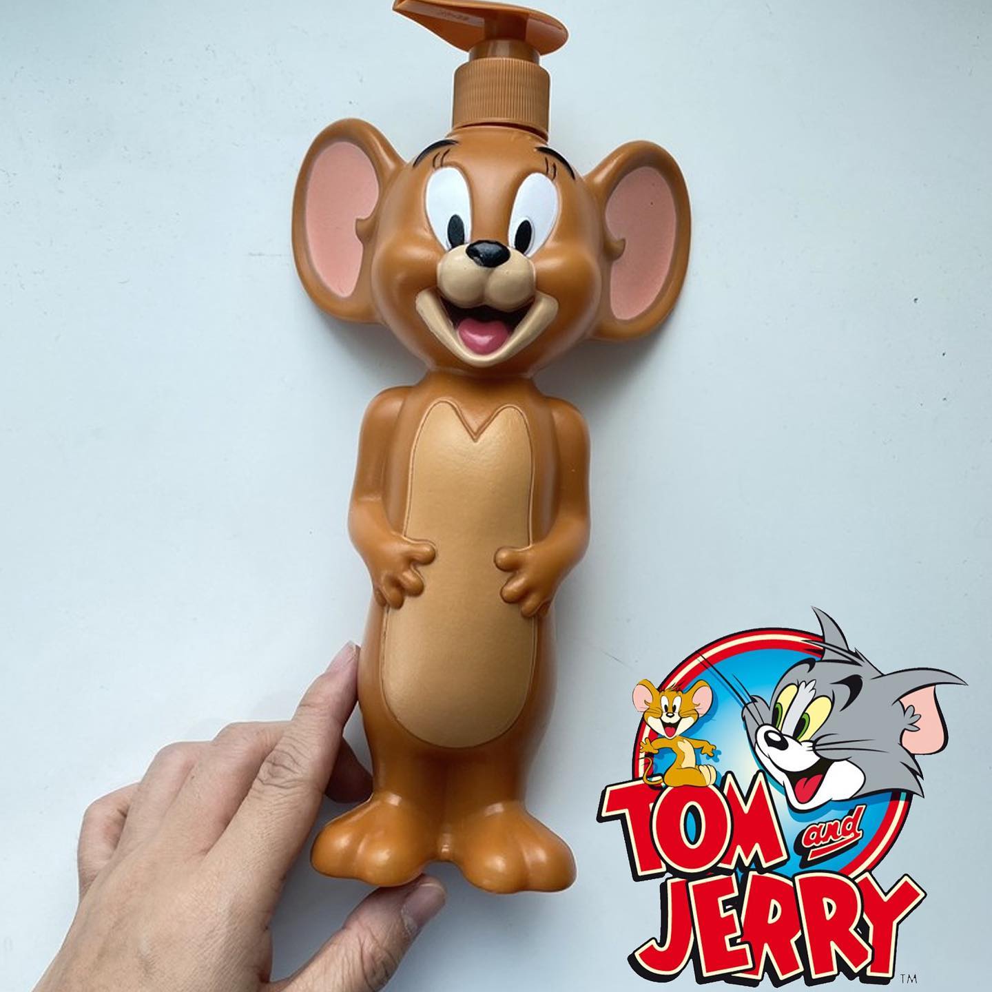 TAZ & TOM & JERRY & BABY TWEETY & Baby Bugs Bunny BOTTLE ขวดเปล่าน่ารัก ...