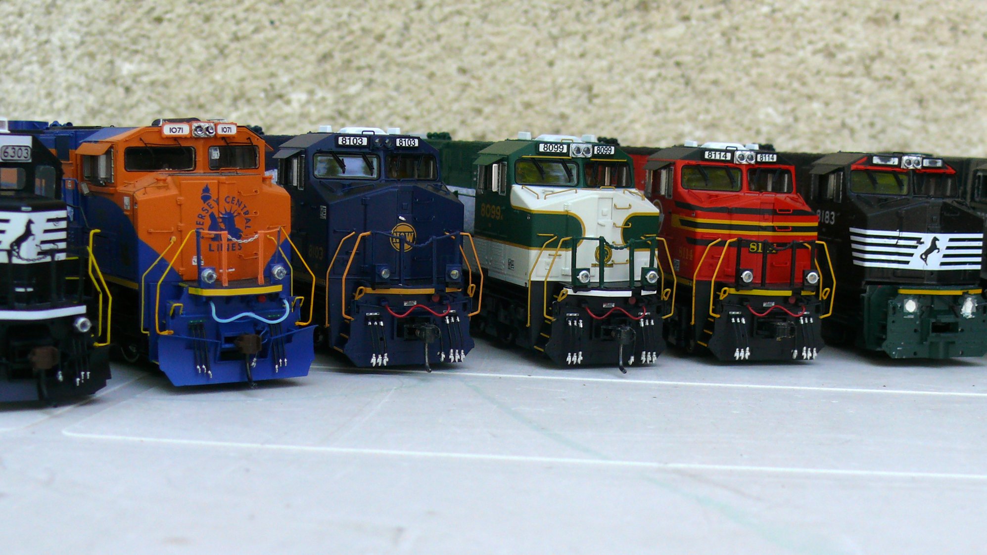 Norfolk Southern & RZD h0 scale layout