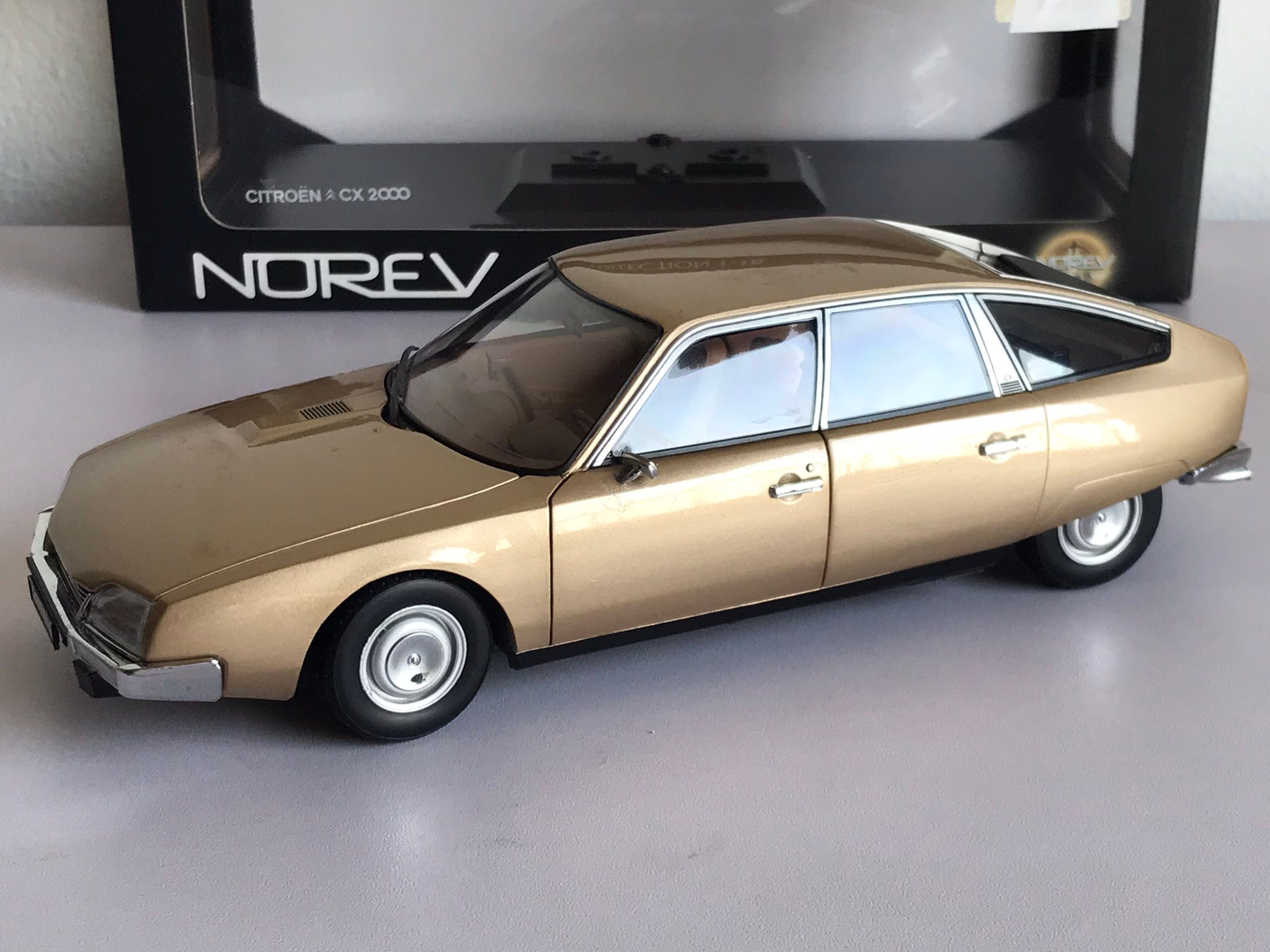 Citroen CX 2000 1974 1:18 NOREV CITROEN CX CITROENACX2000 2000