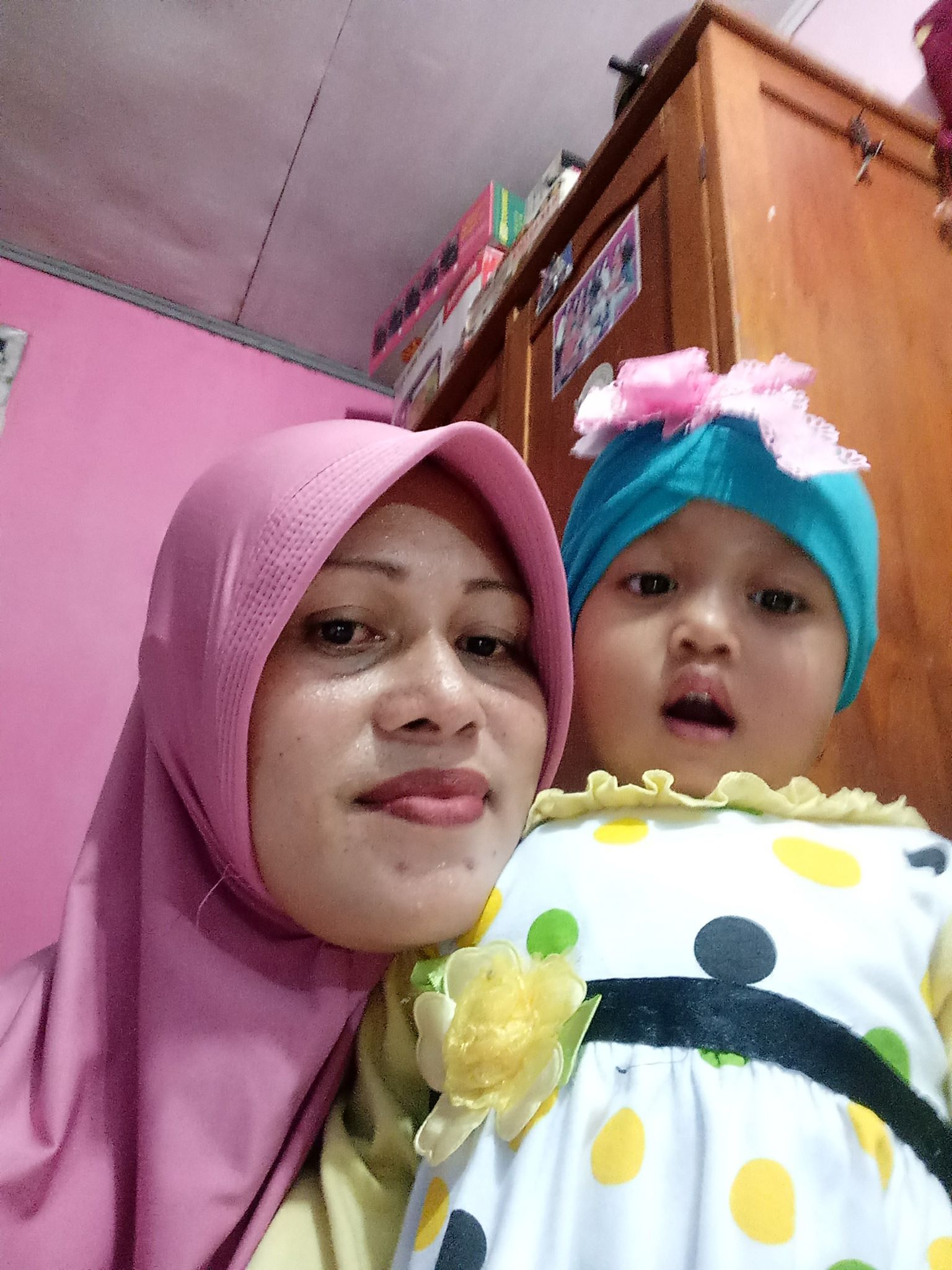 Utamakan keselamatan berlalu lintas. Pastikan kendaraan dalam keadaan ...