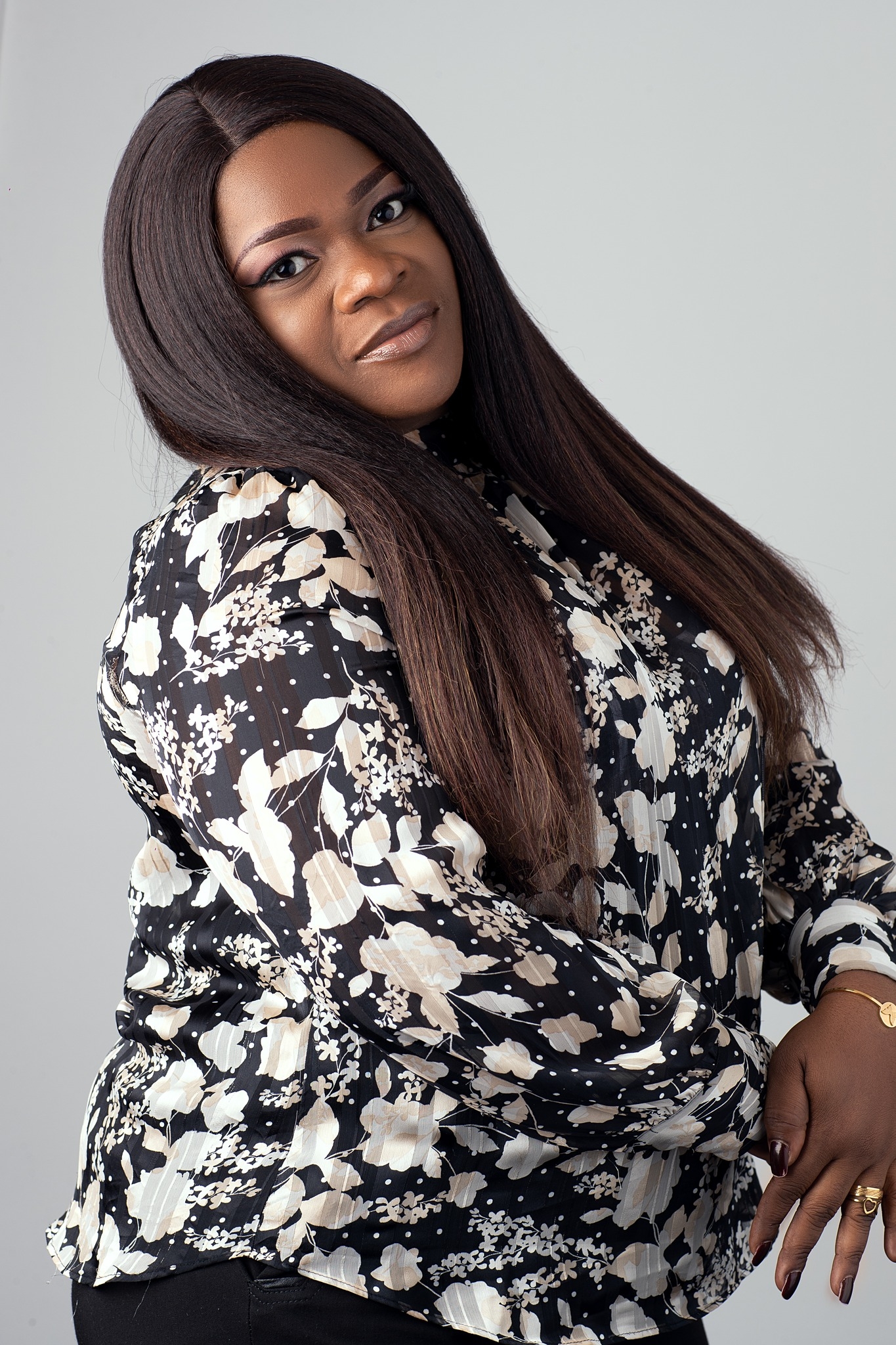 Esther Rama Officiel