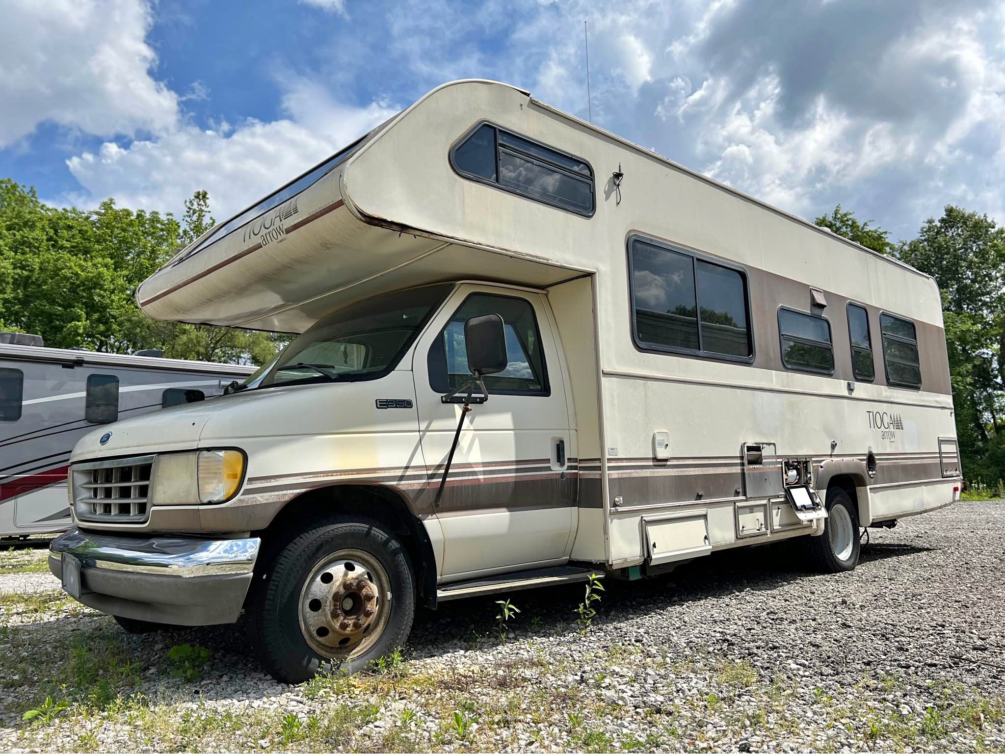 1992 Fleetwood Tioga Arrow - RVs & Campers - Terre Haute, Indiana ...