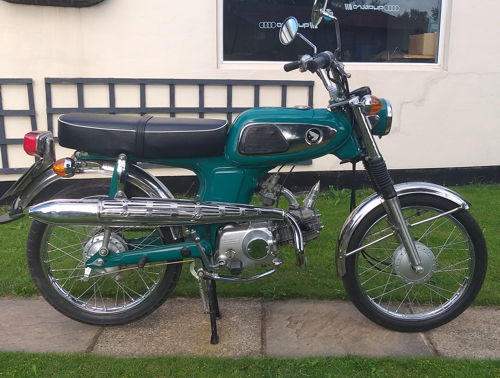 1969,Honda SS50.4speed. Recently restored (2020) Then Imported to 