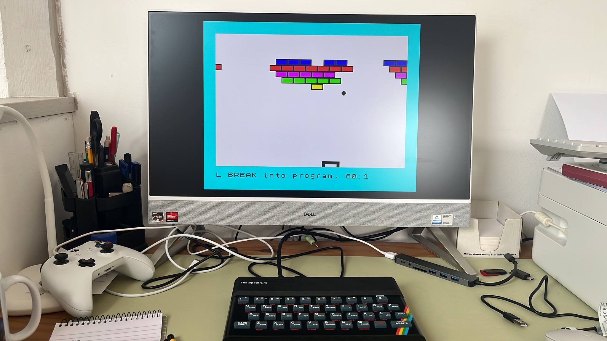 その他 Dell Monitor Using a Dell all-in-one with a ZX Spectrum via USB and HDMI